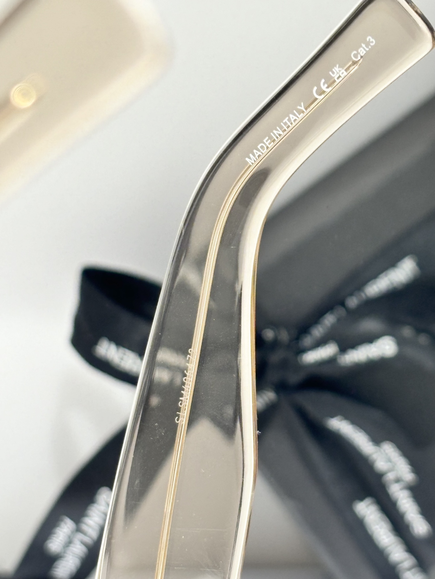 Saint Lauren*Mod：SL660Size：54-19-145细边更小巧