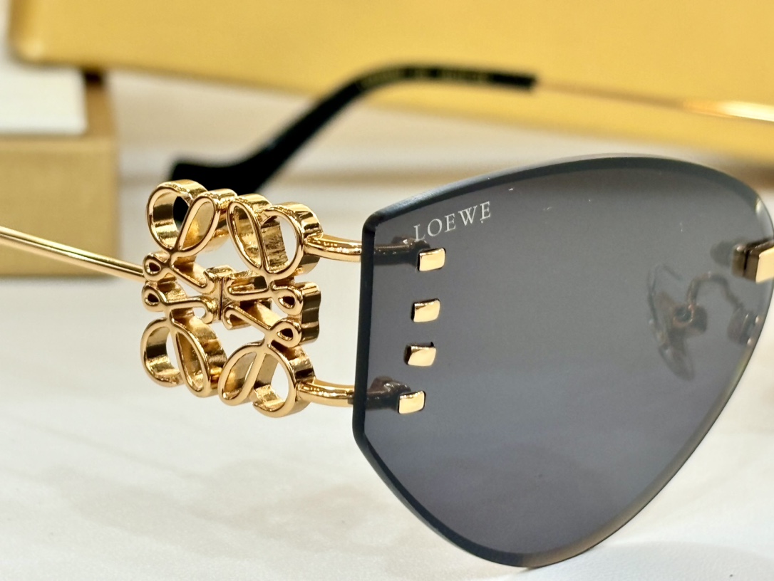 LOEWEMOD:LE40055Size:66-15-135