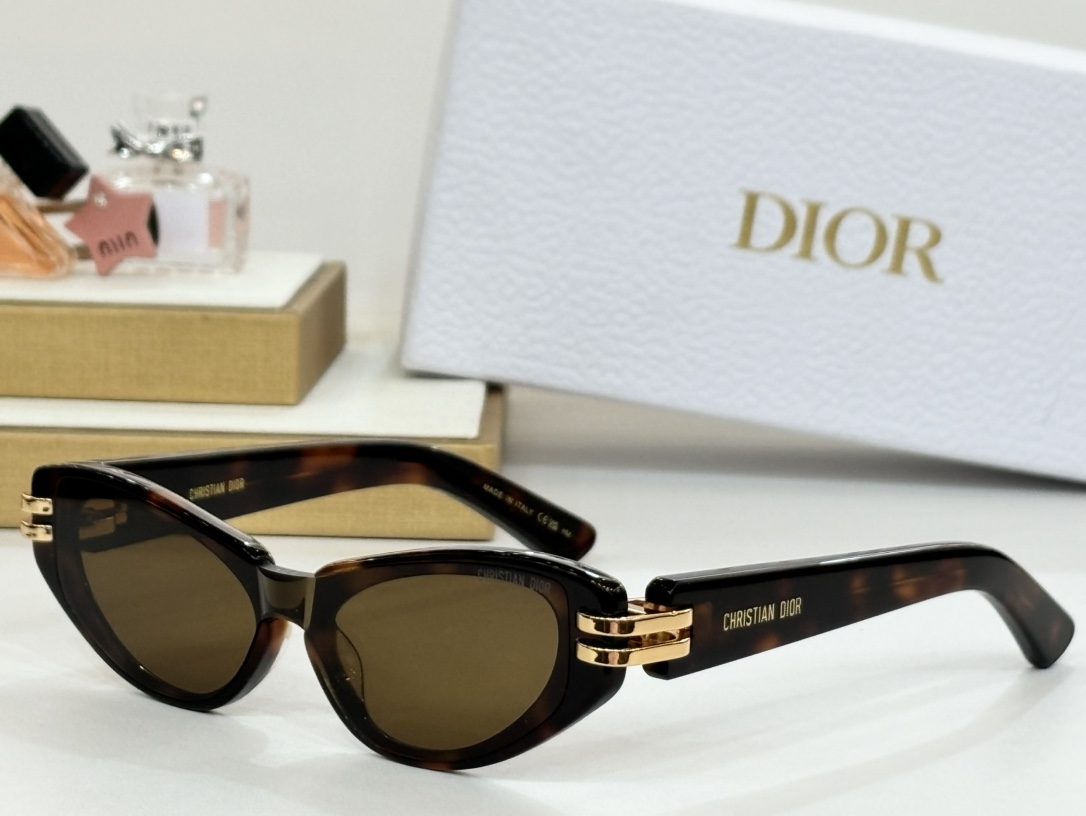 DIOR*Mod:DSGTA36UCRSIZE:50-17-145