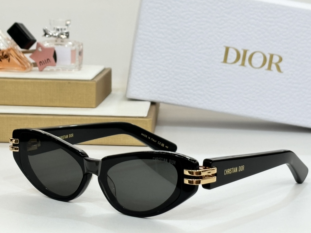 DIOR*Mod:DSGTA36UCRSIZE:50-17-145