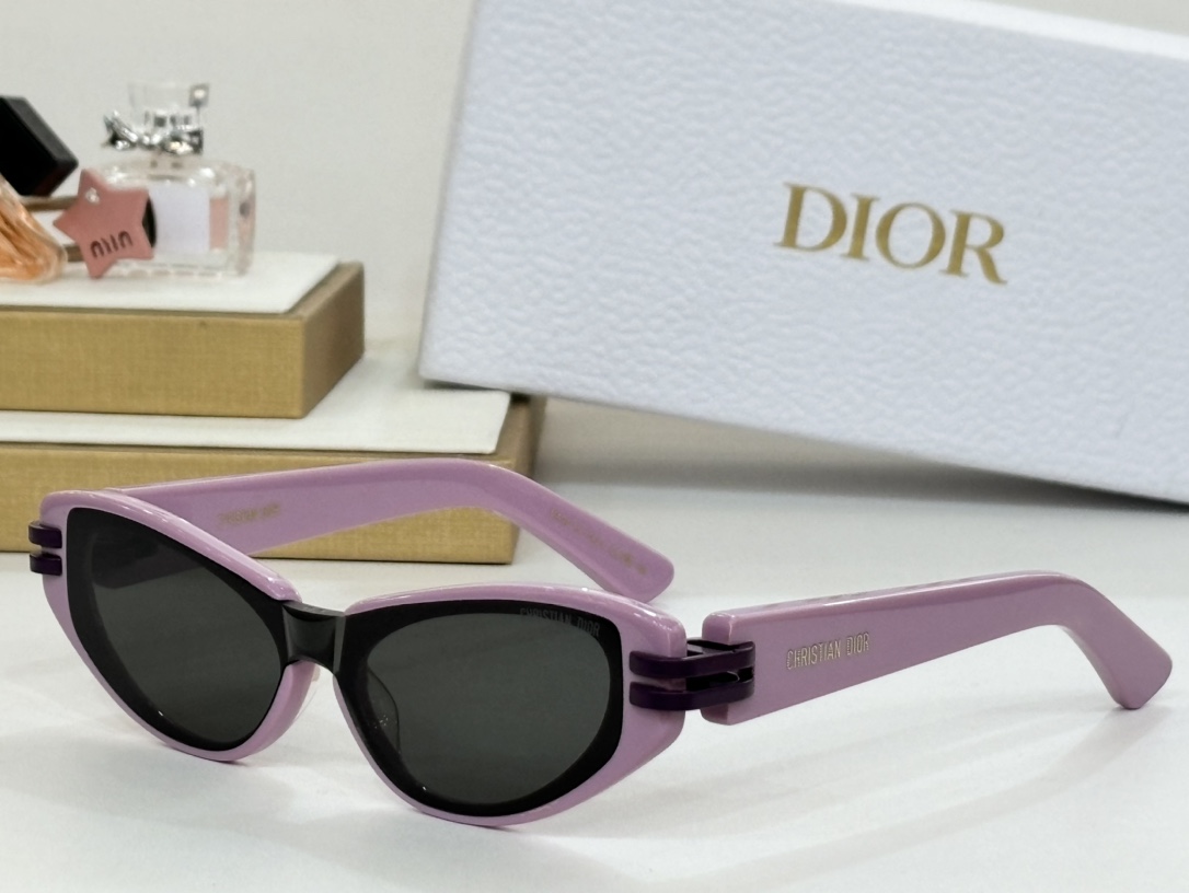 DIOR*Mod:DSGTA36UCRSIZE:50-17-145