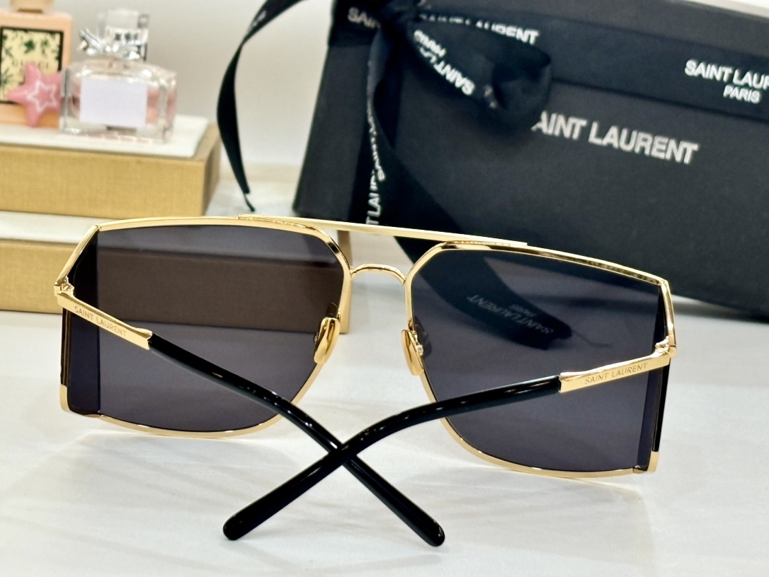 SAINTLAUREN*MODELSL750SIZE69口13-130