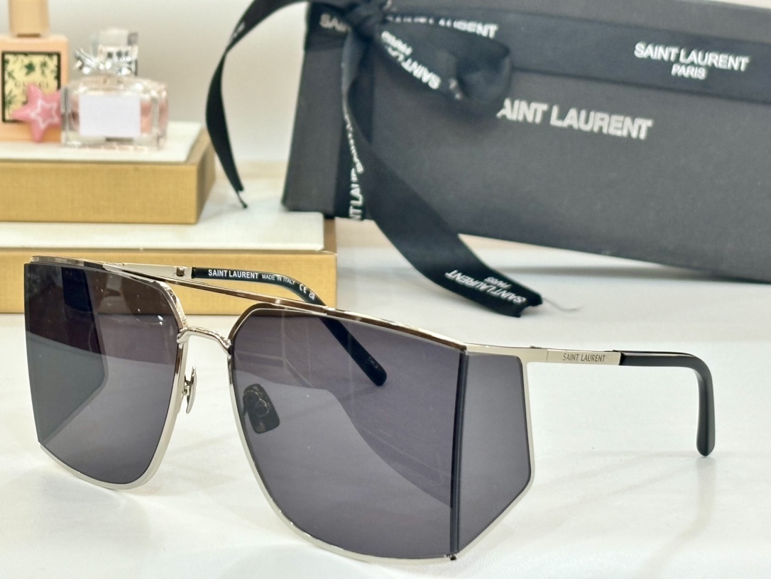 SAINTLAUREN*MODELSL750SIZE69口13-130