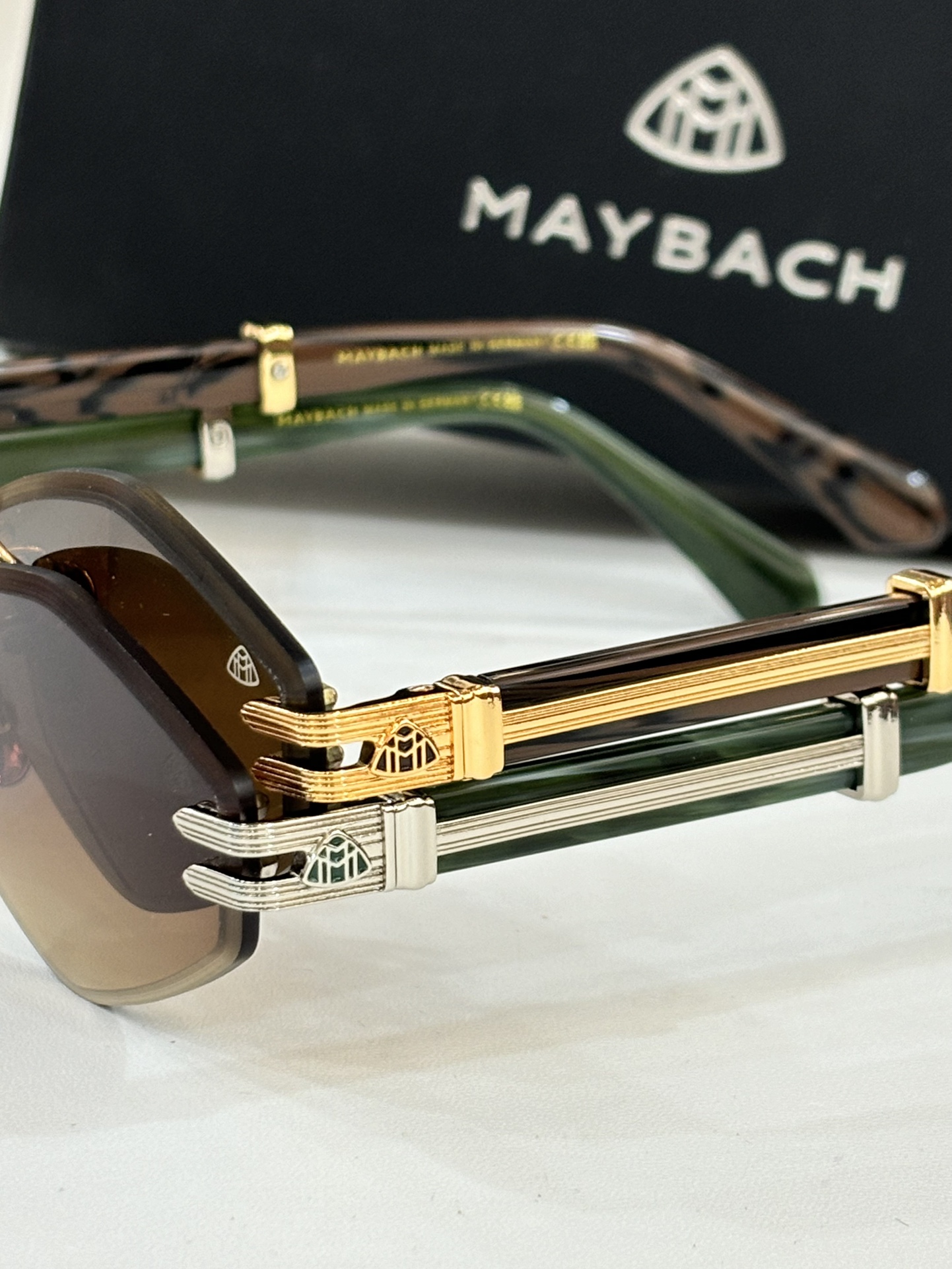 MAYBACHMOD:Z106Size:60-19-145