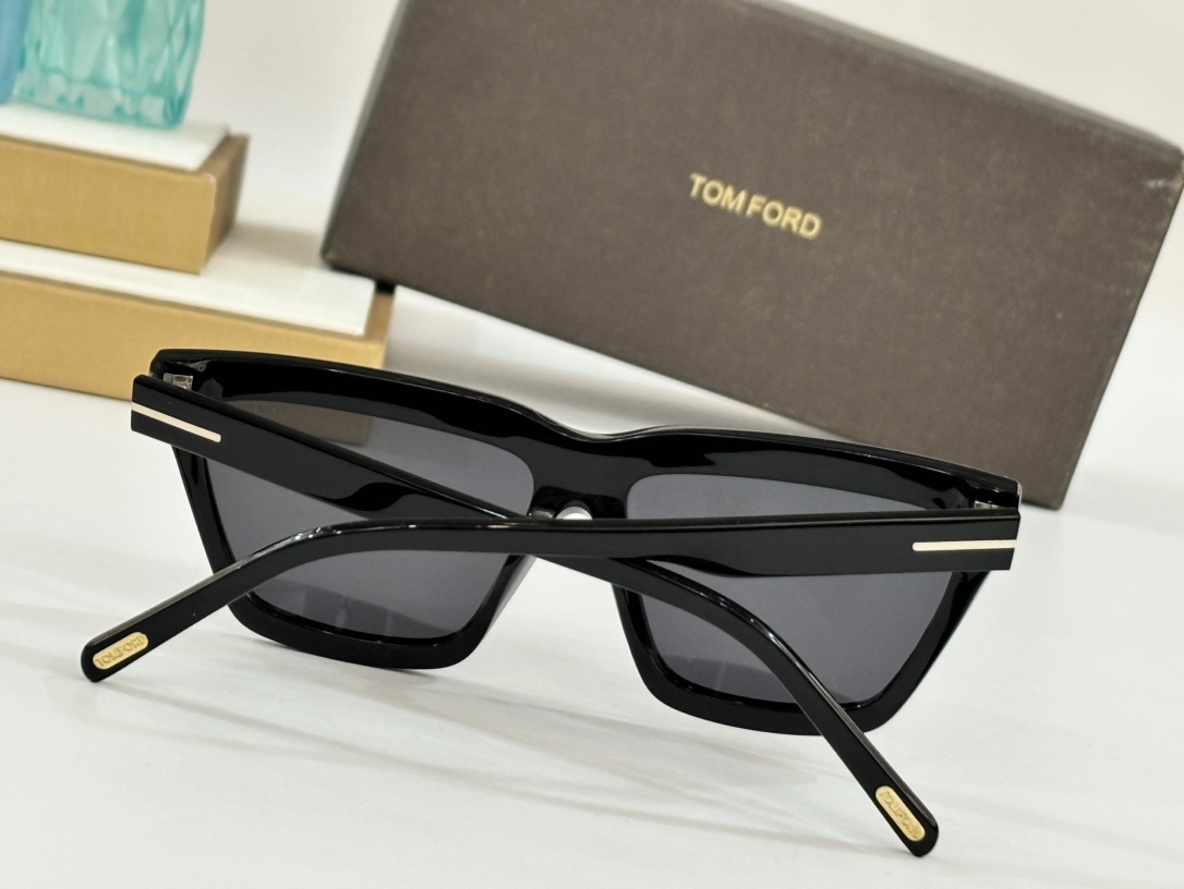 TOMFORDMOD:FT1110Size:56-14-140