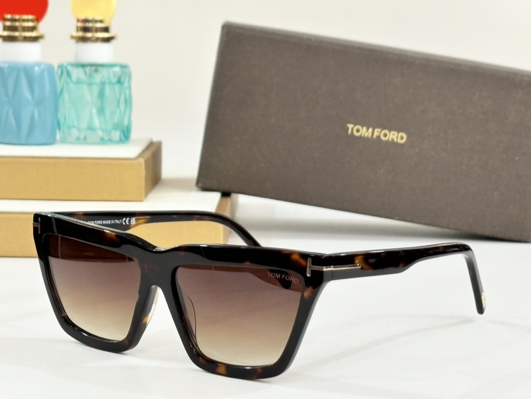 TOMFORDMOD:FT1110Size:56-14-140