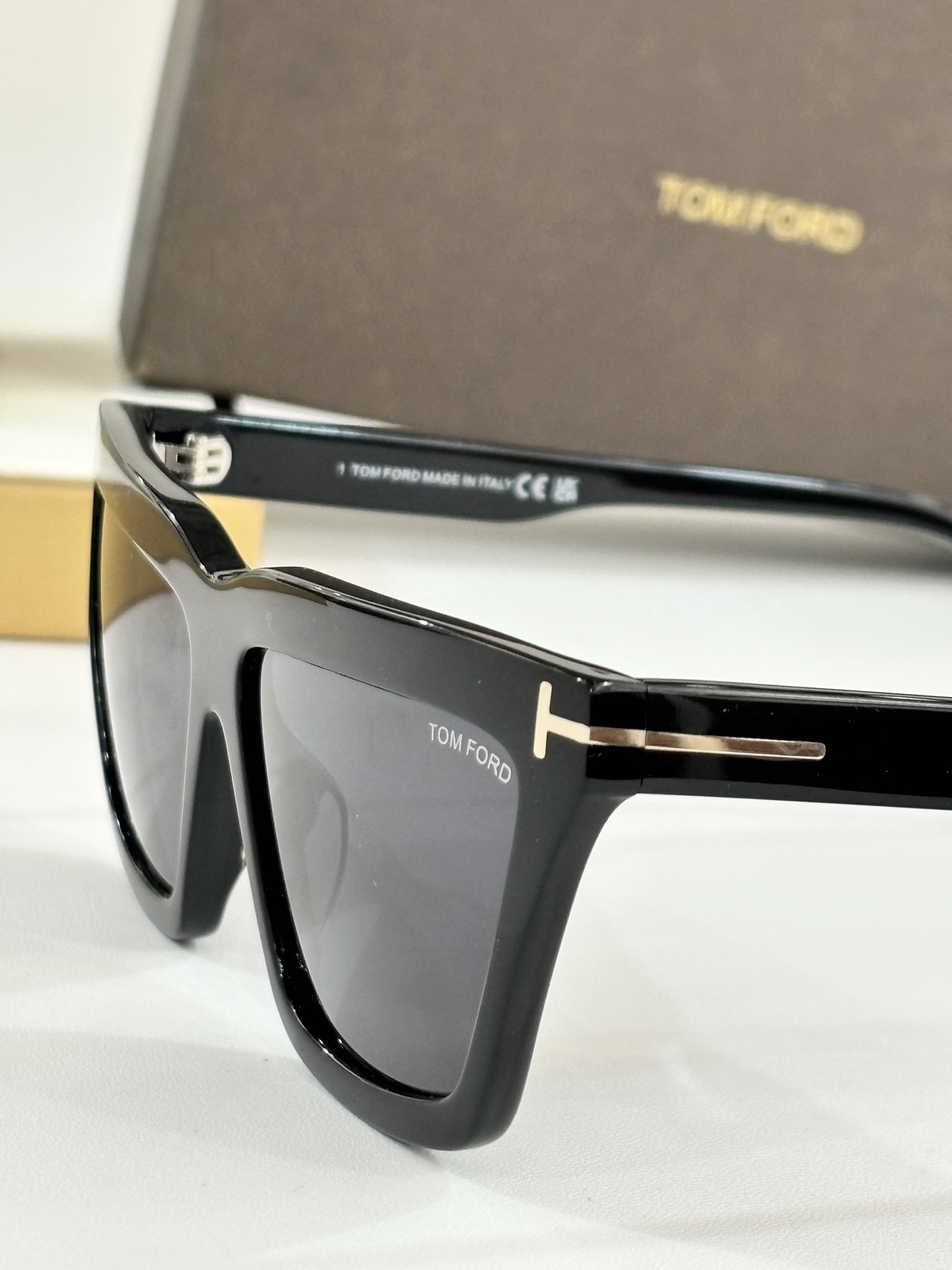 TOMFORDMOD:FT1110Size:56-14-140