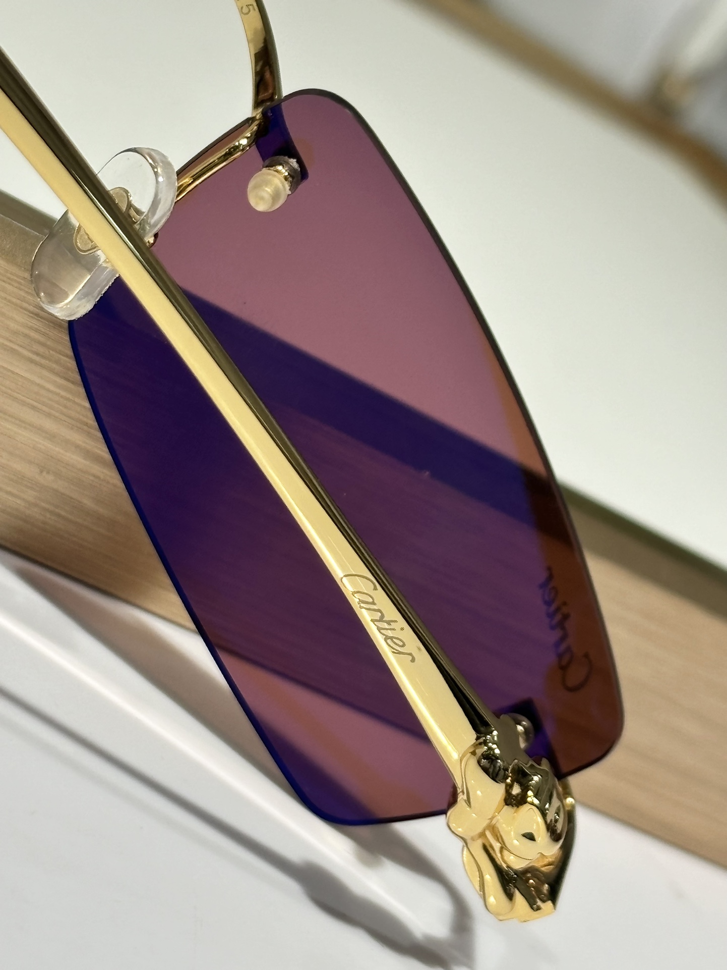  热卖款Titanium
ToP quality 
Cartie
Mod：CT0430S
Size：58