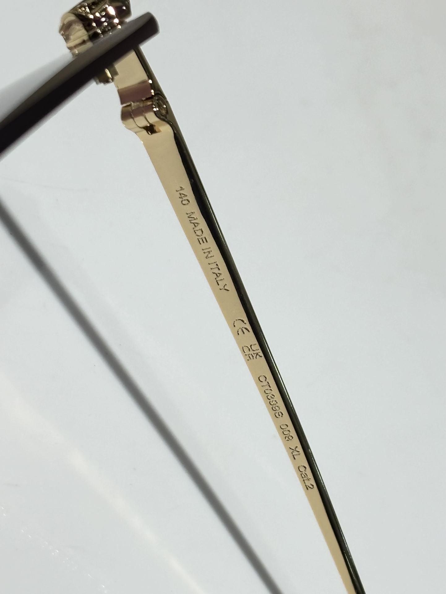  钻石切割工艺 💎经典豹子头
Cartier金灿灿镀金
CT0399S
size：62口15-145✔️