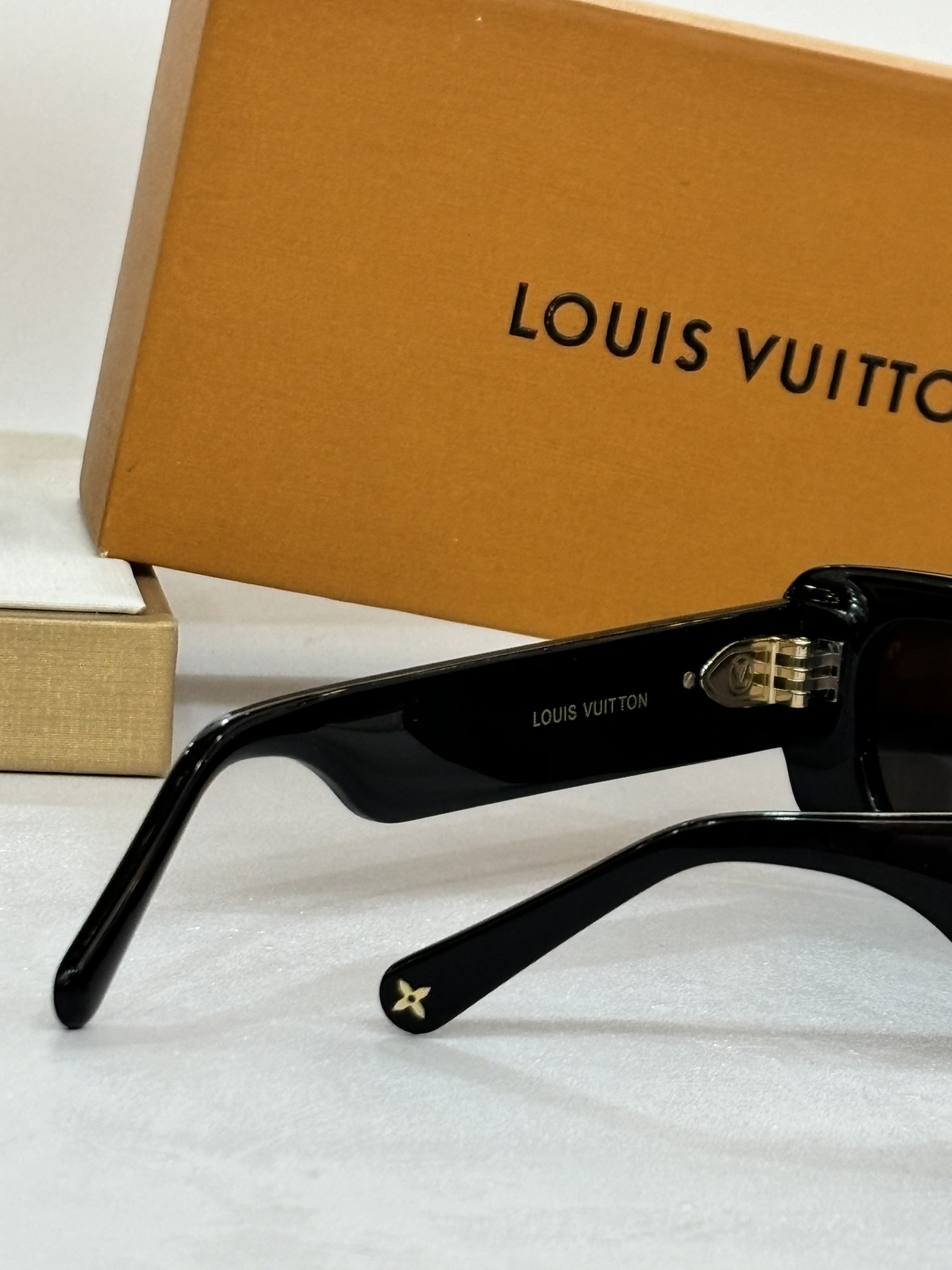 LOUISVUITTONMODELZ2109WSIZE53口20-145