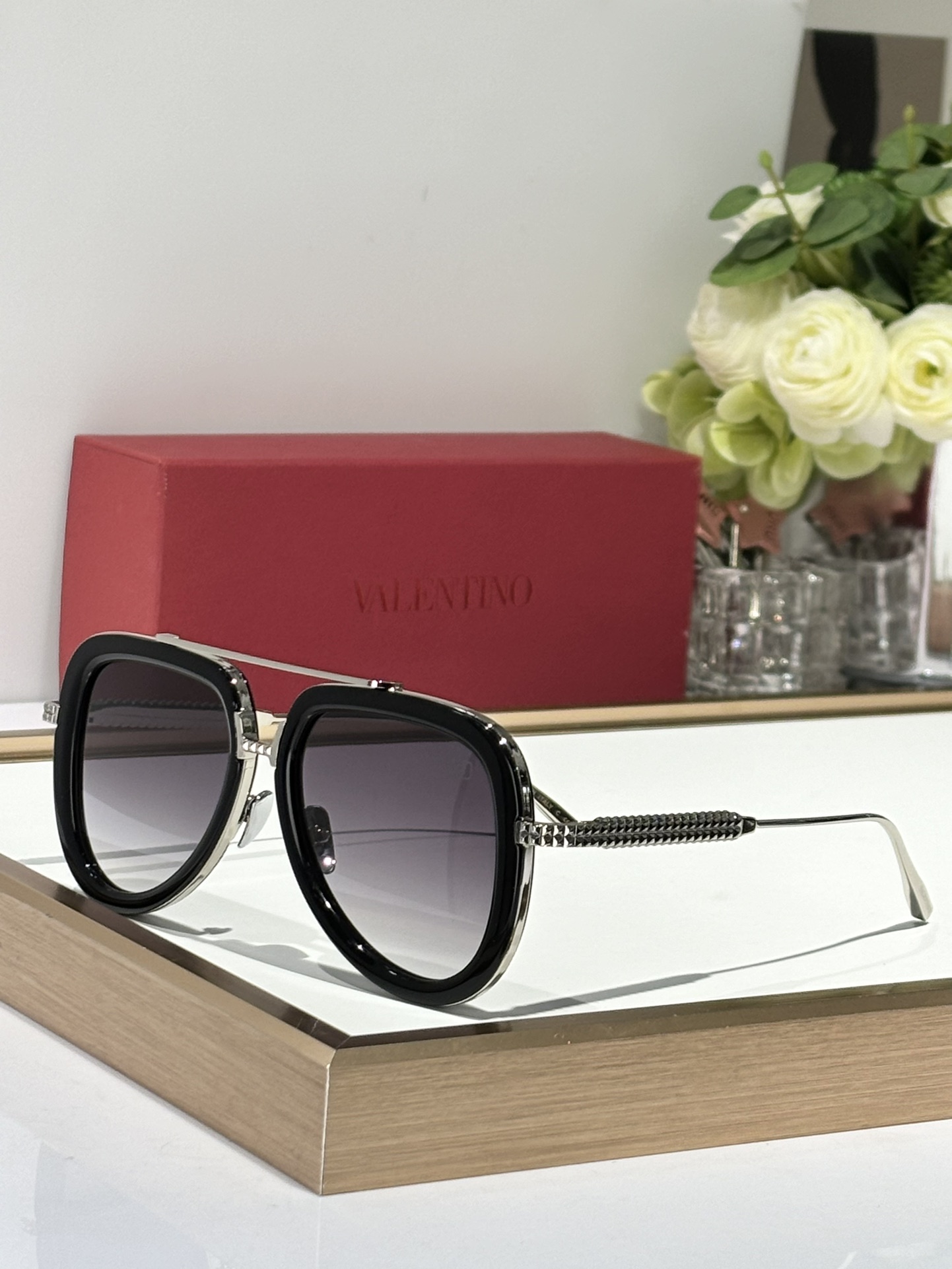 ValentinoModV-LIGHTVLS129Size53-18-143OversizeFrameS