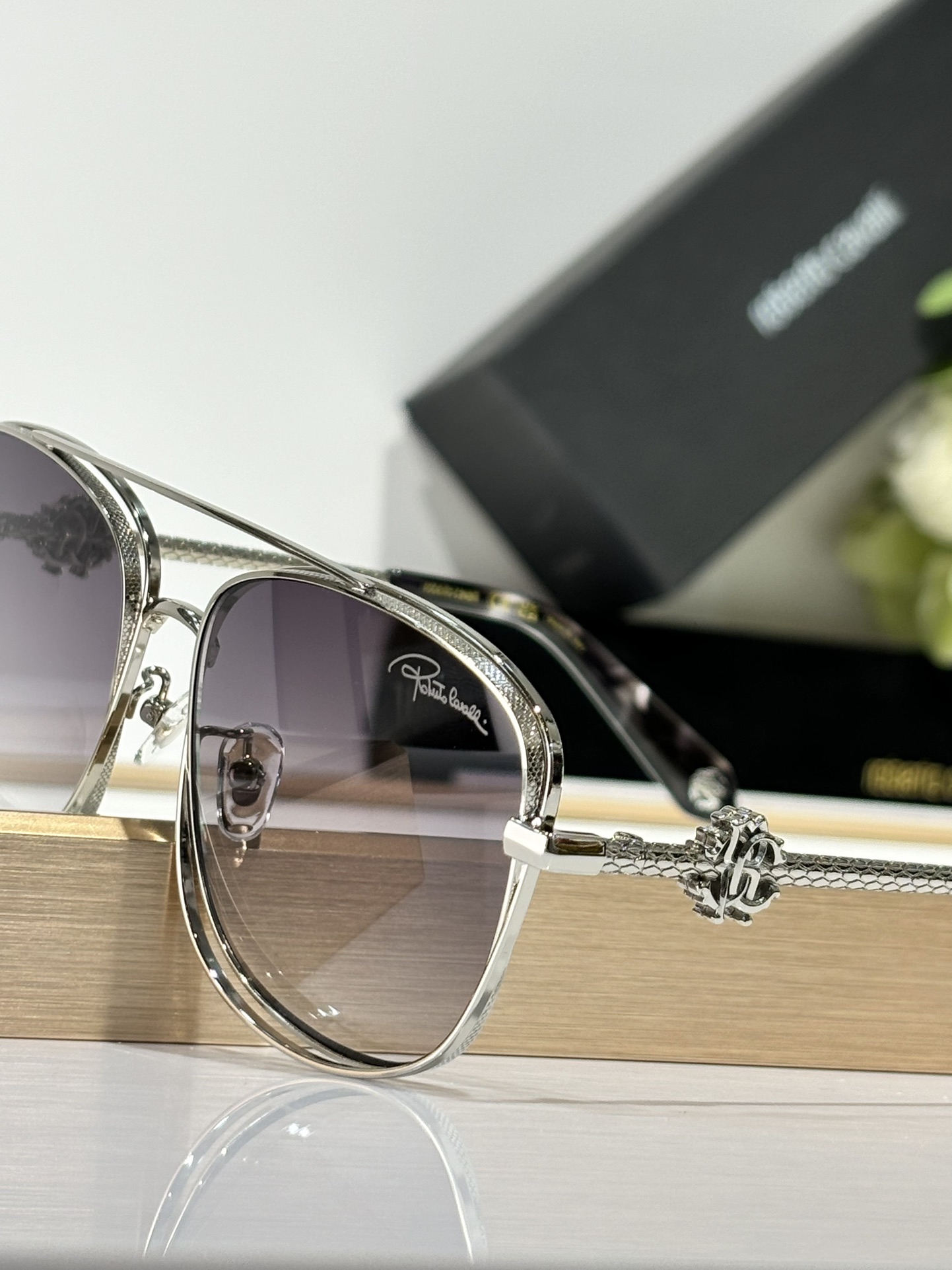 RobertoCavall*ModSRC059MSize59-17-140