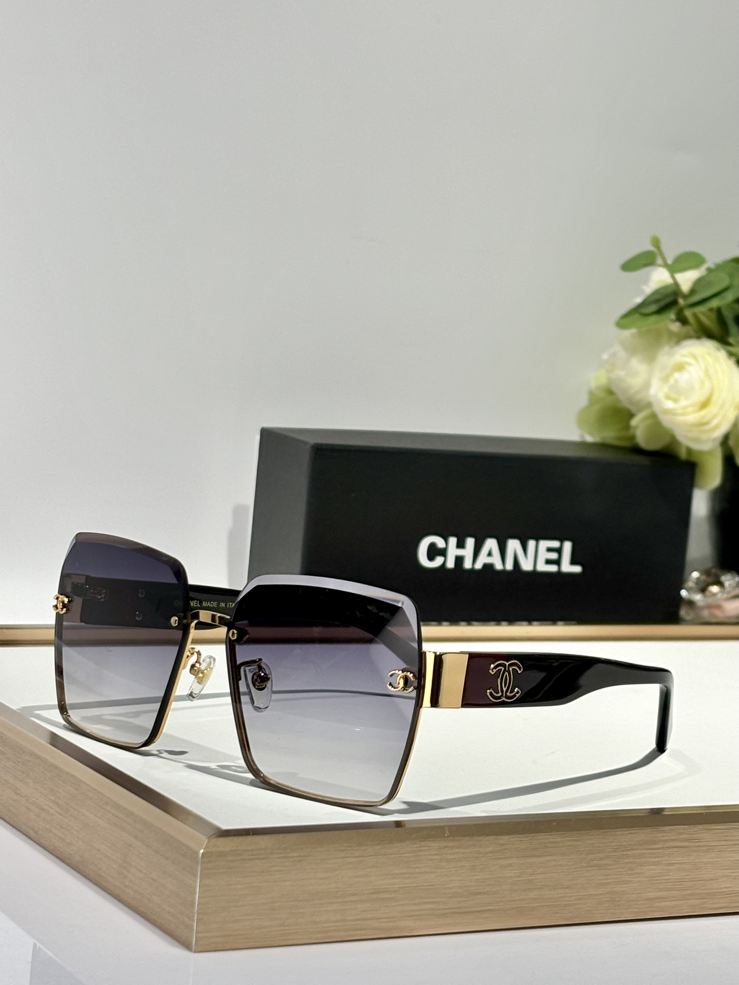 Chanel*MODEL