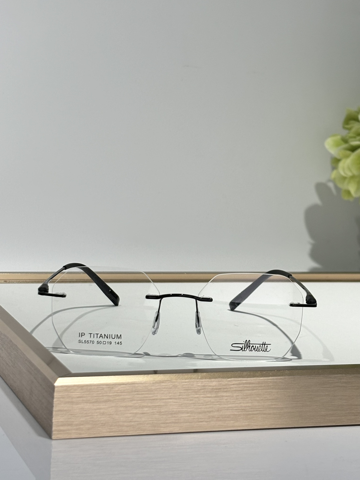 Silhouett*诗乐MODELSL5570SIZE50口19-145