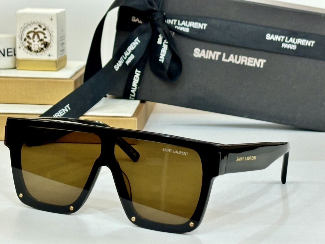 SAINTLAUREN*MODELSL607SIZE143口0-140