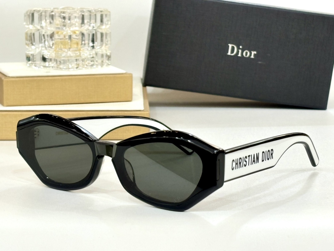 DIO*MODELDSGTA26UCRSIZE53口21-140