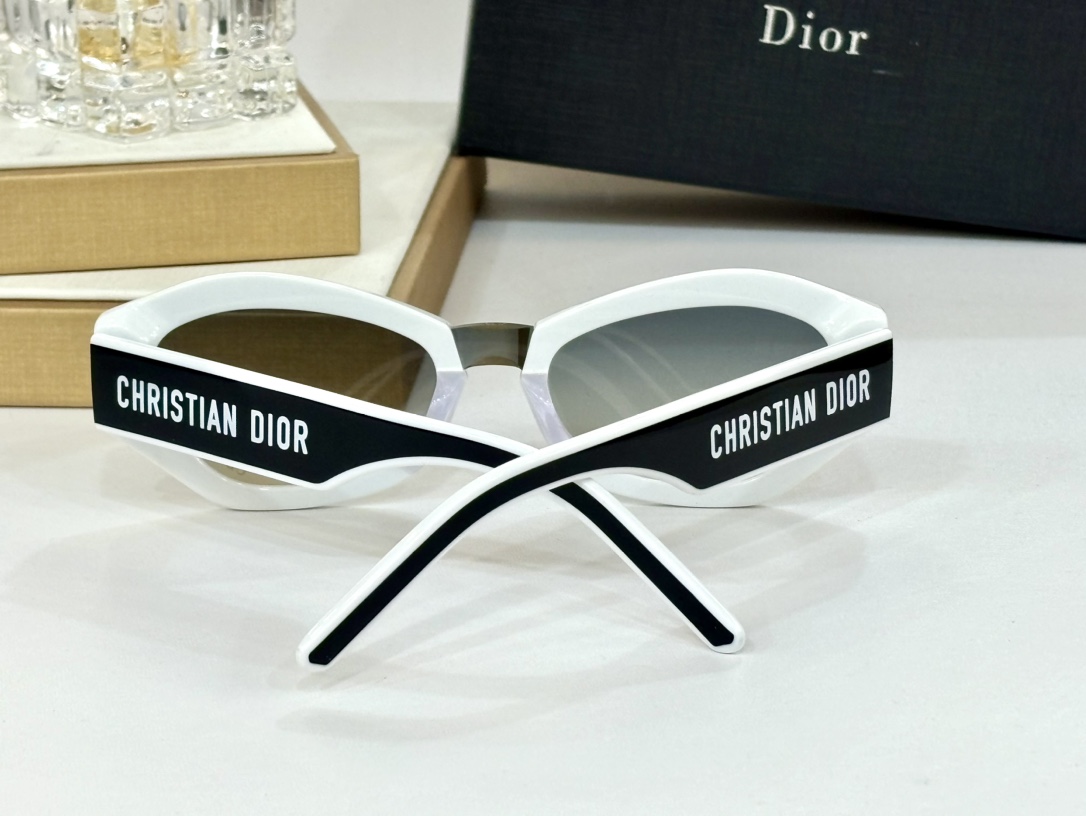DIO*MODELDSGTA26UCRSIZE53口21-140