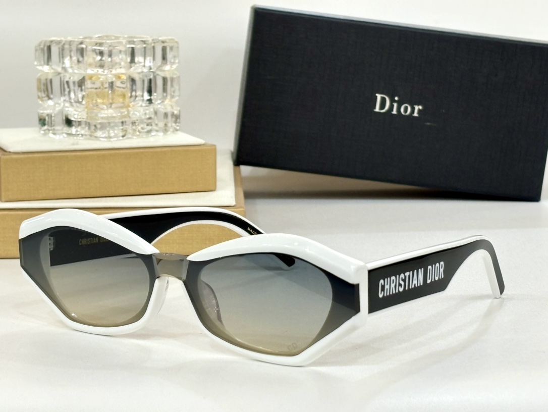 DIO*MODELDSGTA26UCRSIZE53口21-140