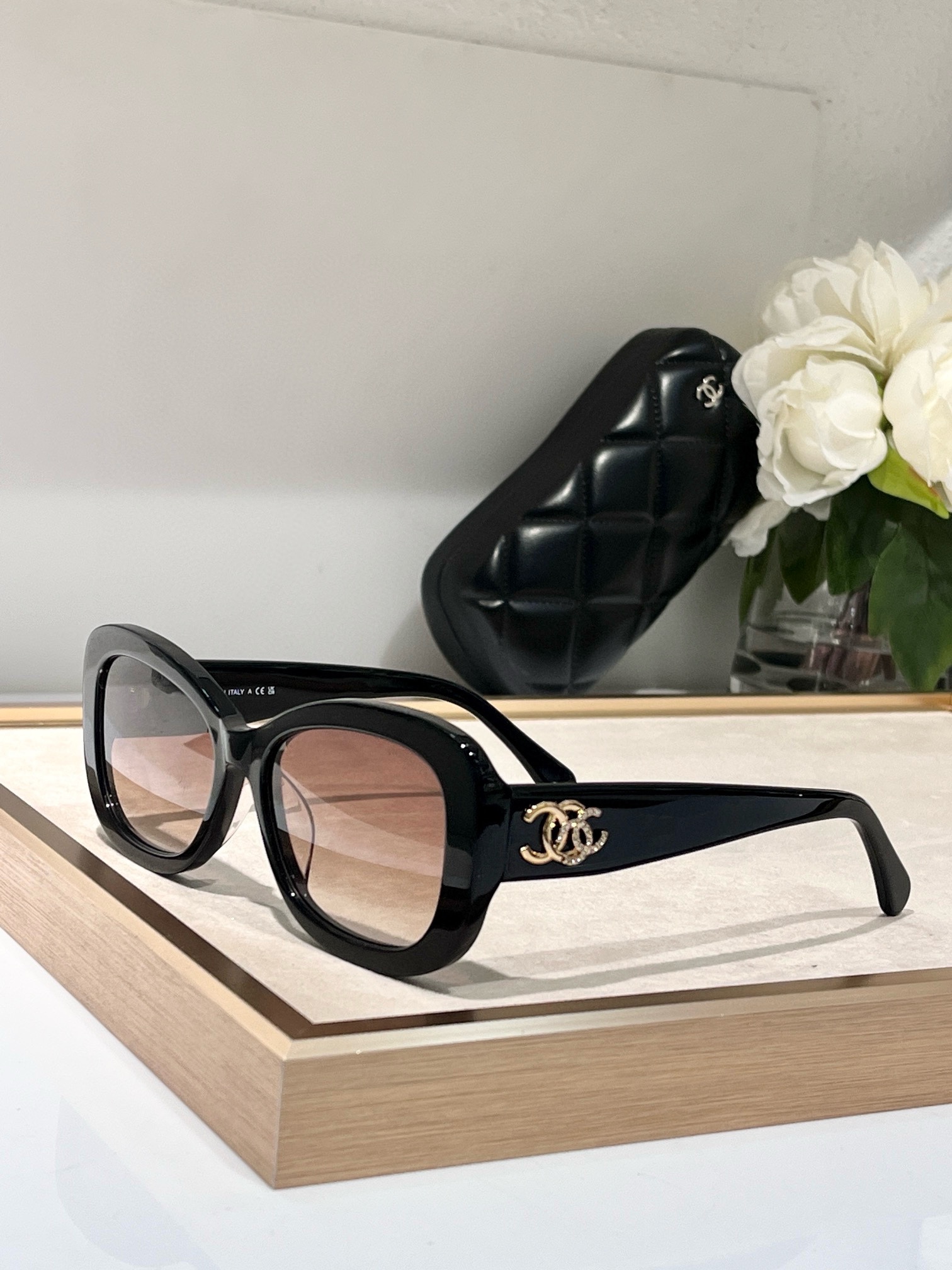 TOP QUALITY 
chanel 
diamond
modCH5468B 
SIZE55口19-