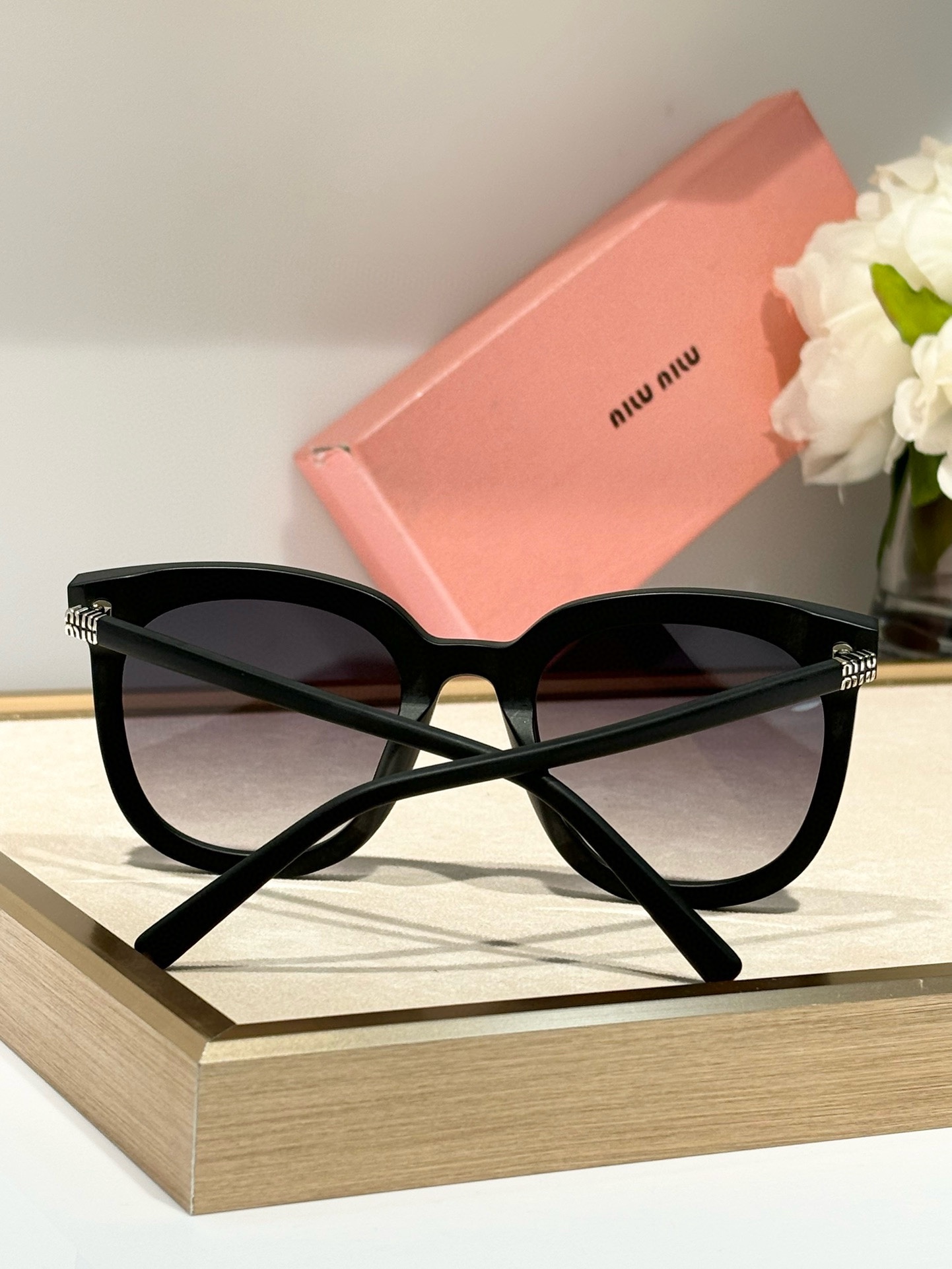  Miumiu
SMU08Z
Size65-18-140🎉
