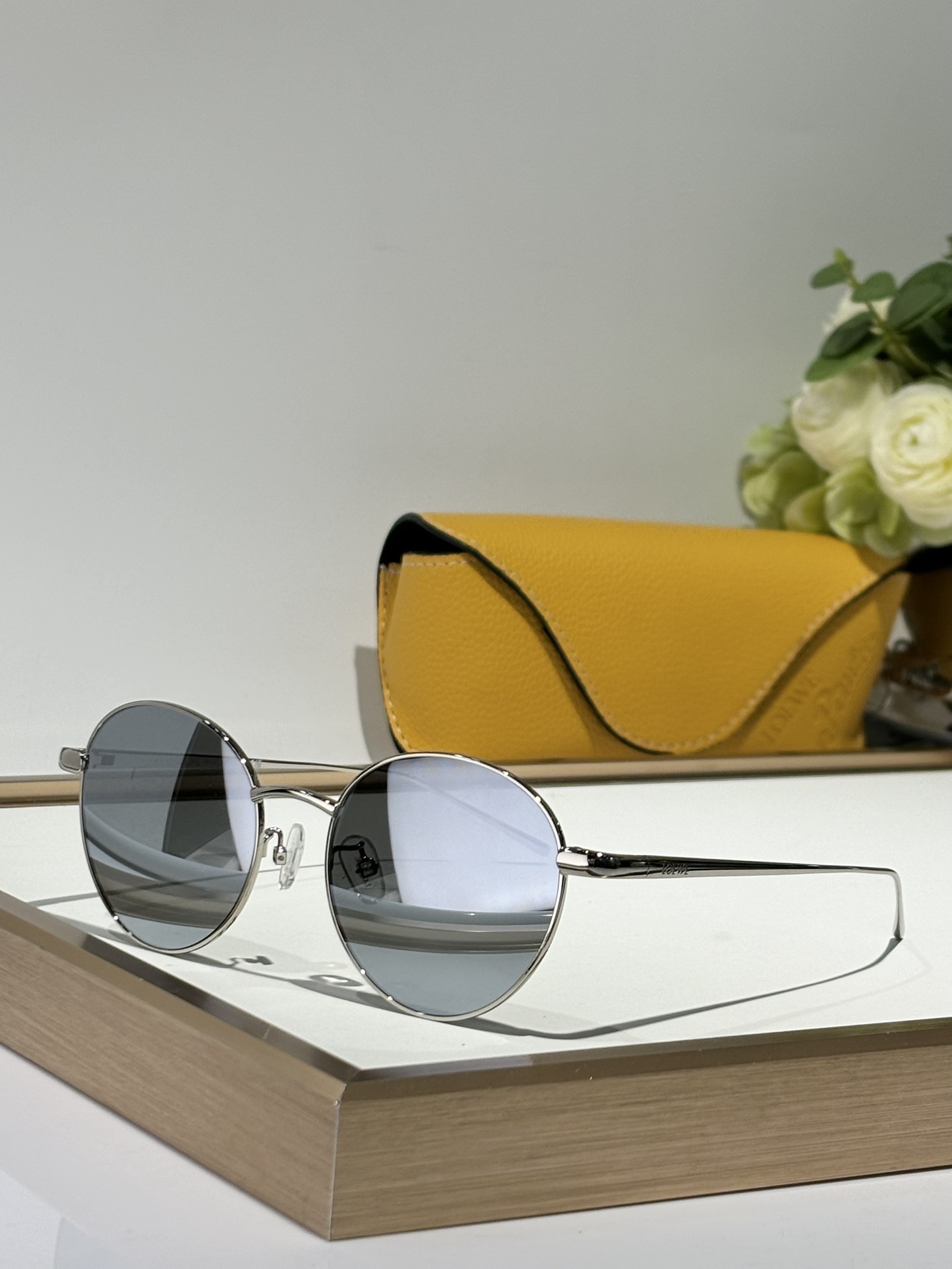LOEWE
MODEL：G
SIZE：52口19-140
