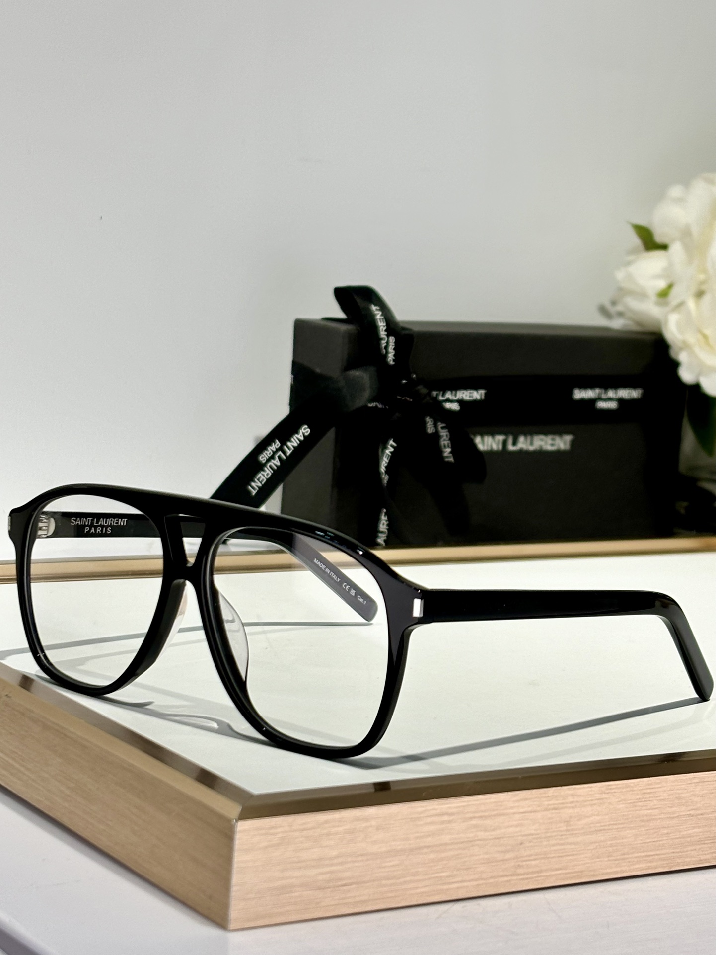  ￼ Saint Lauren*
Mod：SL596
Size：58-14-145
细节 
绝美
