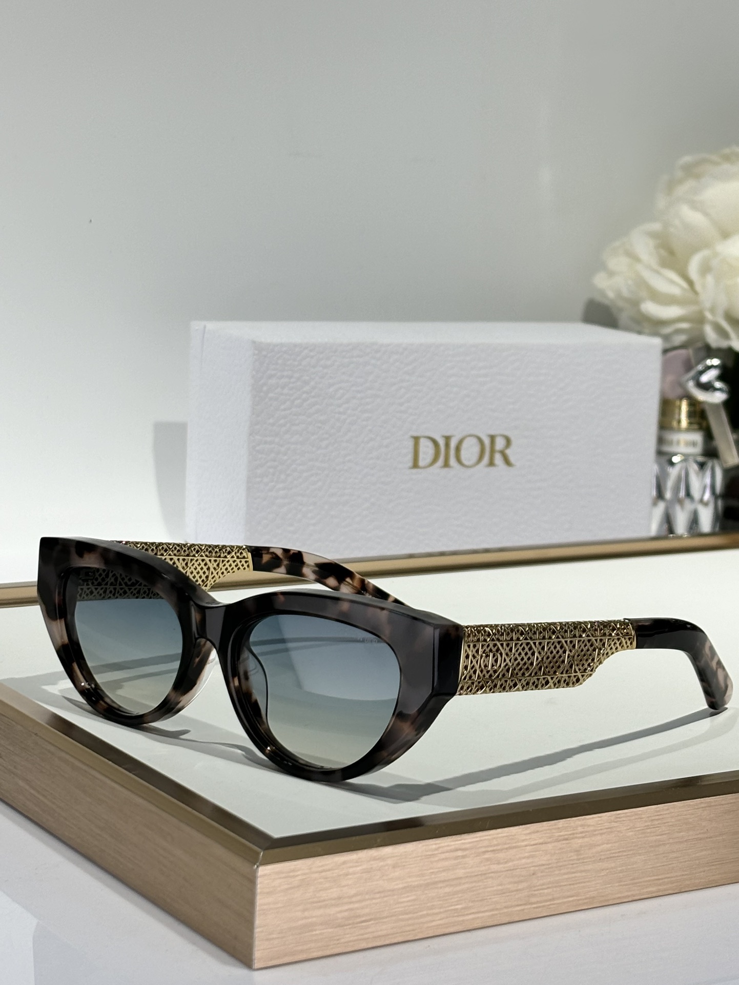 DIORMODResilleB1Size:56-17-145