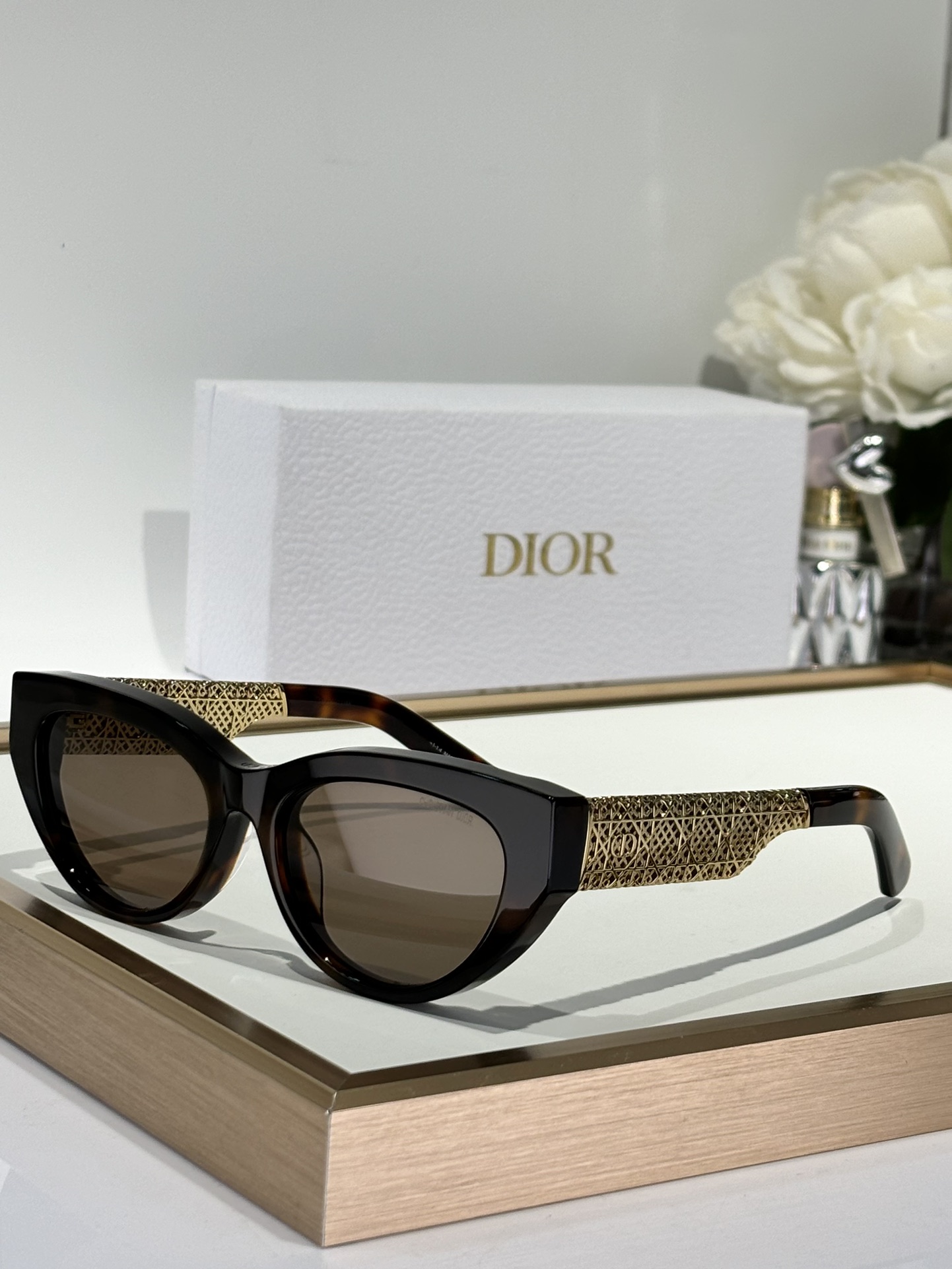 DIORMODResilleB1Size:56-17-145