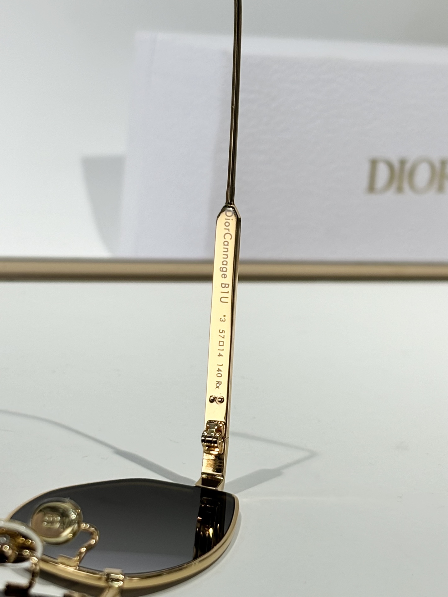  DIOR*
New 
ModCannage B1U
SIZE57-14-140
