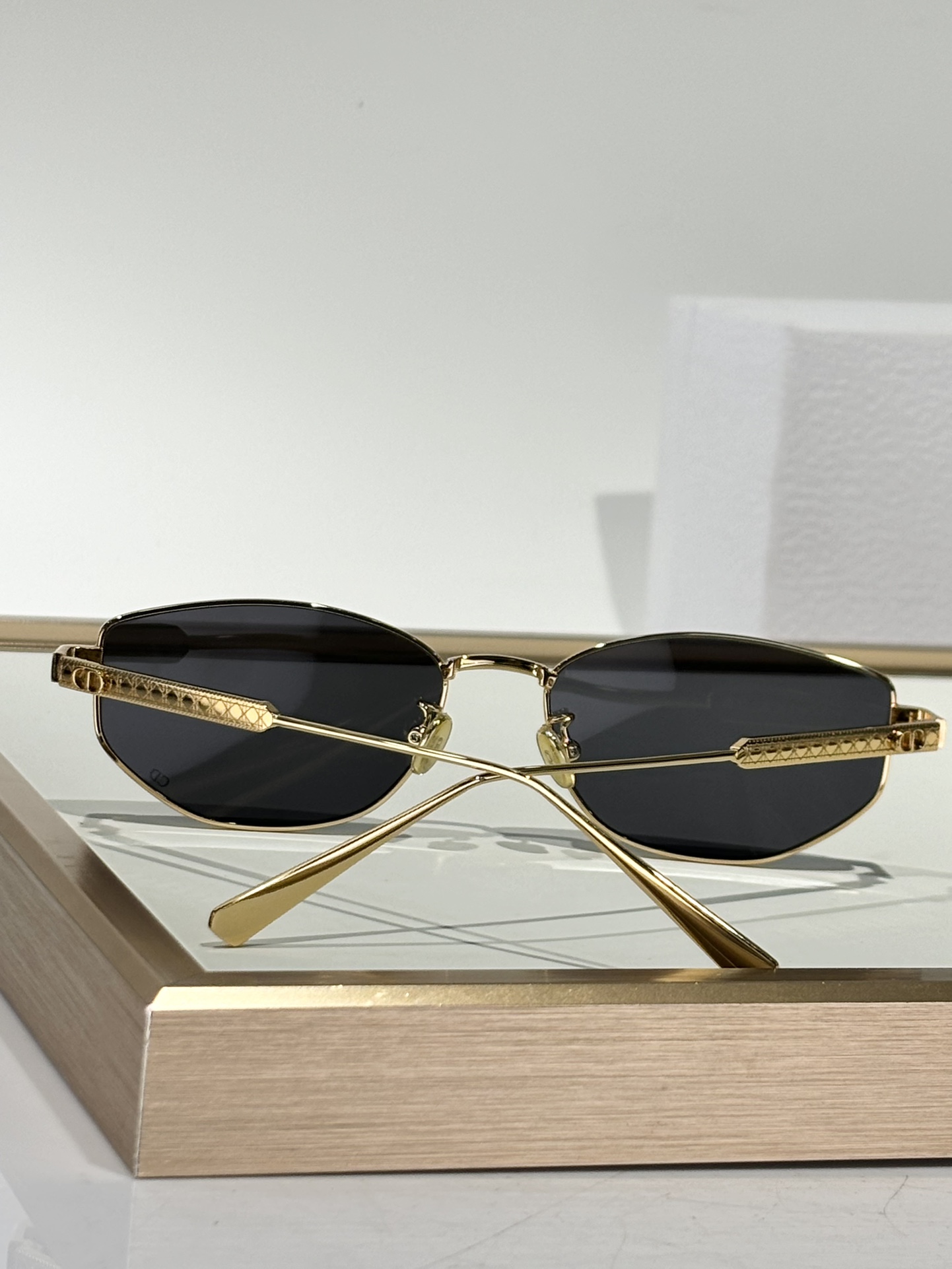  DIOR*
New 
ModCannage B1U
SIZE57-14-140
