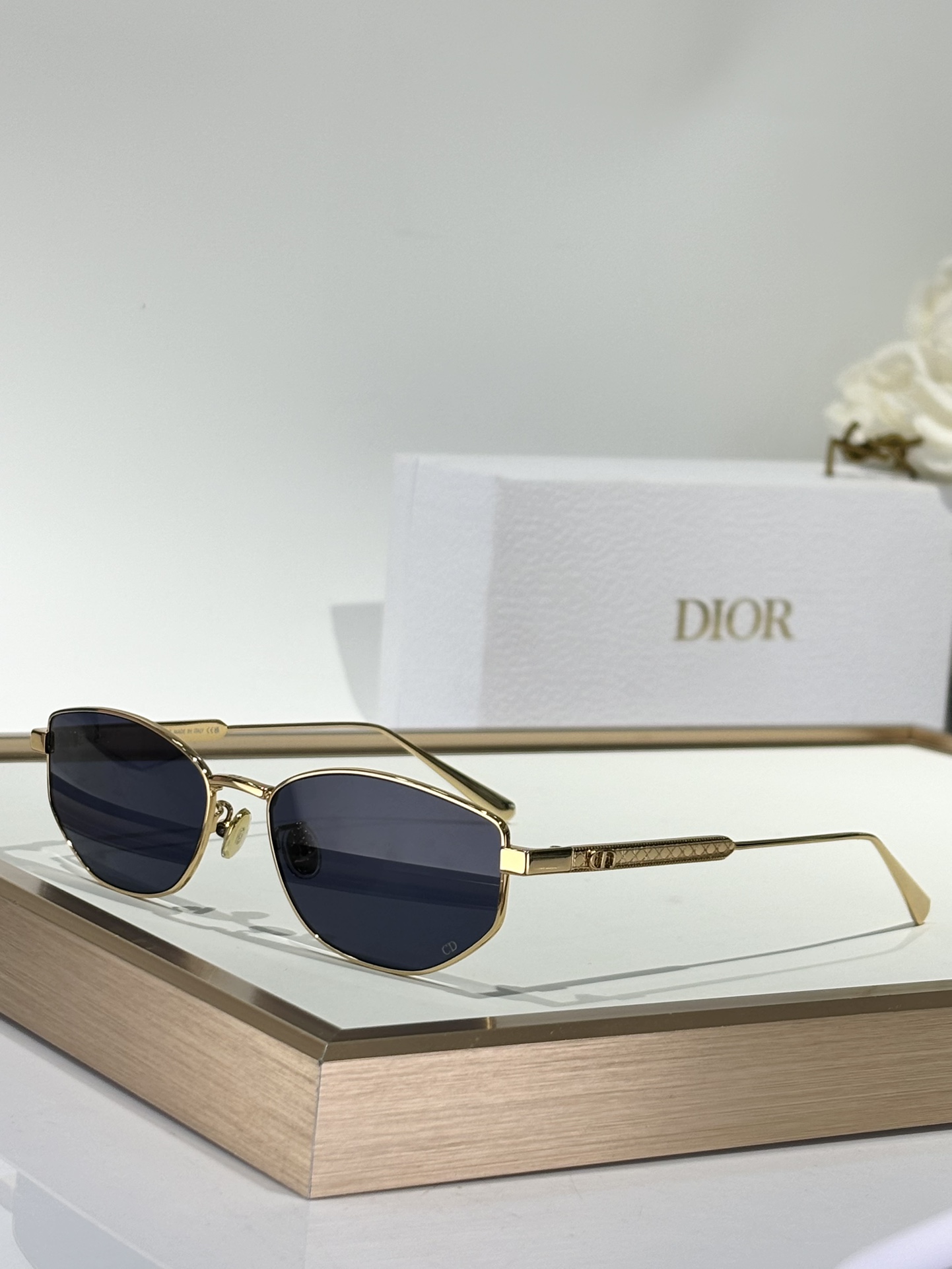  DIOR*
New 
ModCannage B1U
SIZE57-14-140
