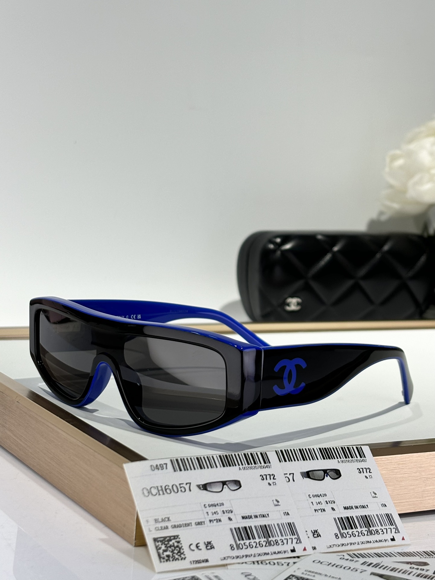  Chanel*
MODCH6057
Size129-145
好货不怕比✔️
原版字母排版
拼色系列
细
