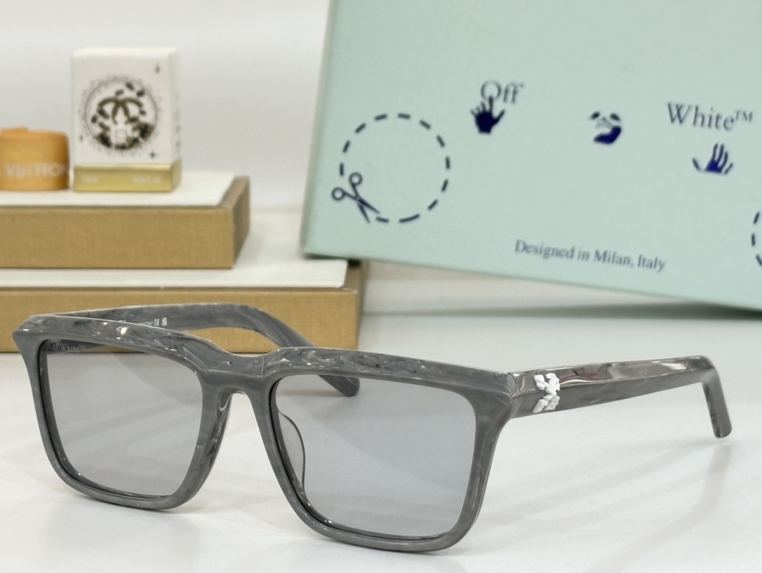 OFFWHITEMODEL:OERI067SIZE:59口18-145