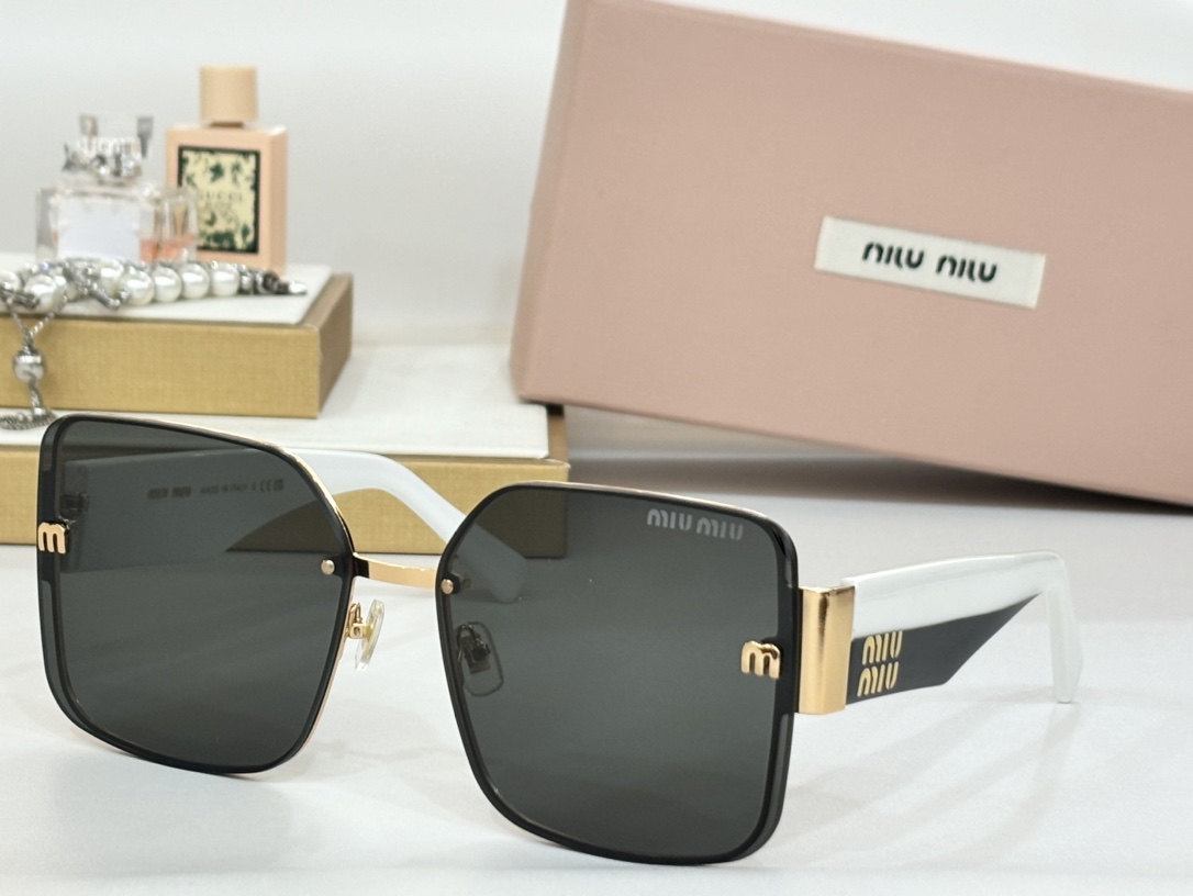 MIUM*MODEL:MU93AVSIZE65口18-140