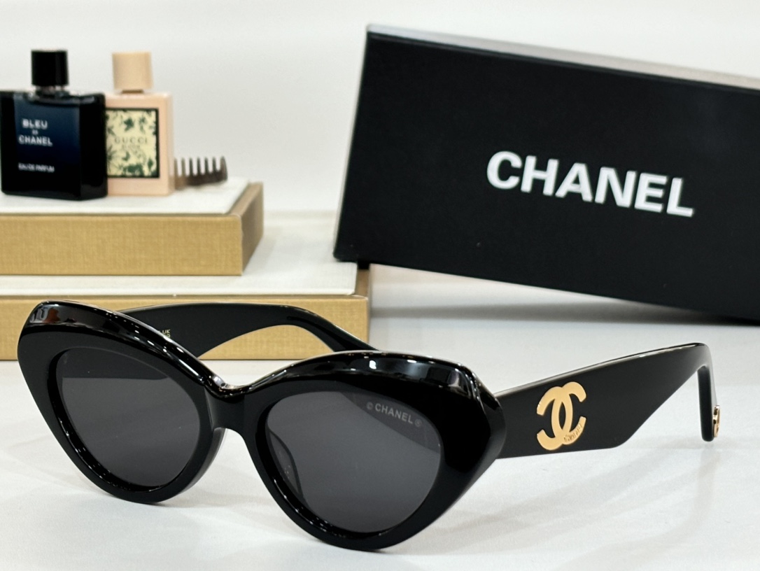 CHANEMODEL:9829SIZE:54口18-145