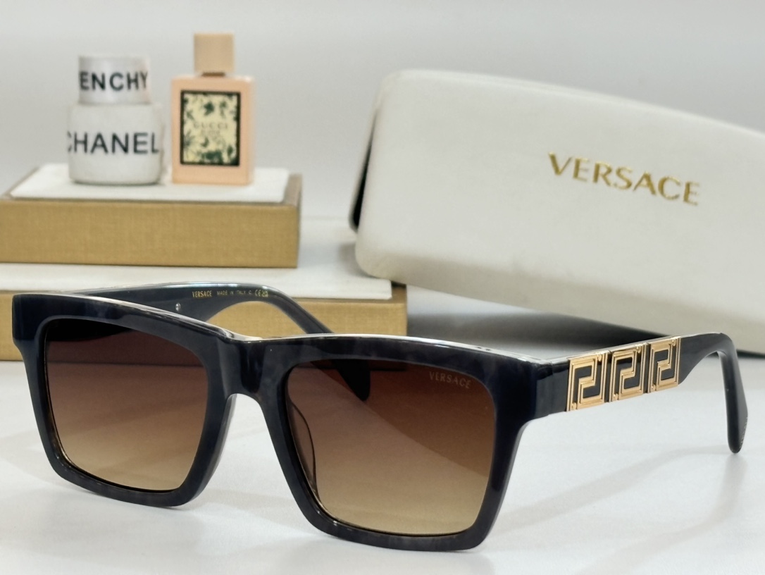 VERSACMod:VE4445SIZE52口21-145