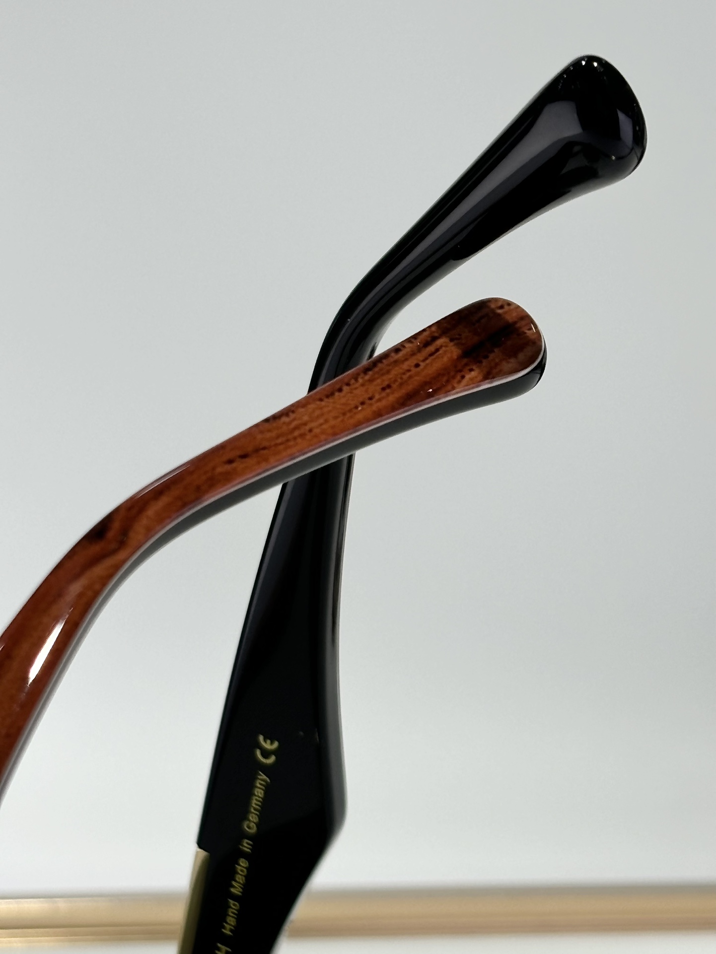  Maybach
Mod：The Magic II
Size：54-17-140
定制进口板料双色拼腿 