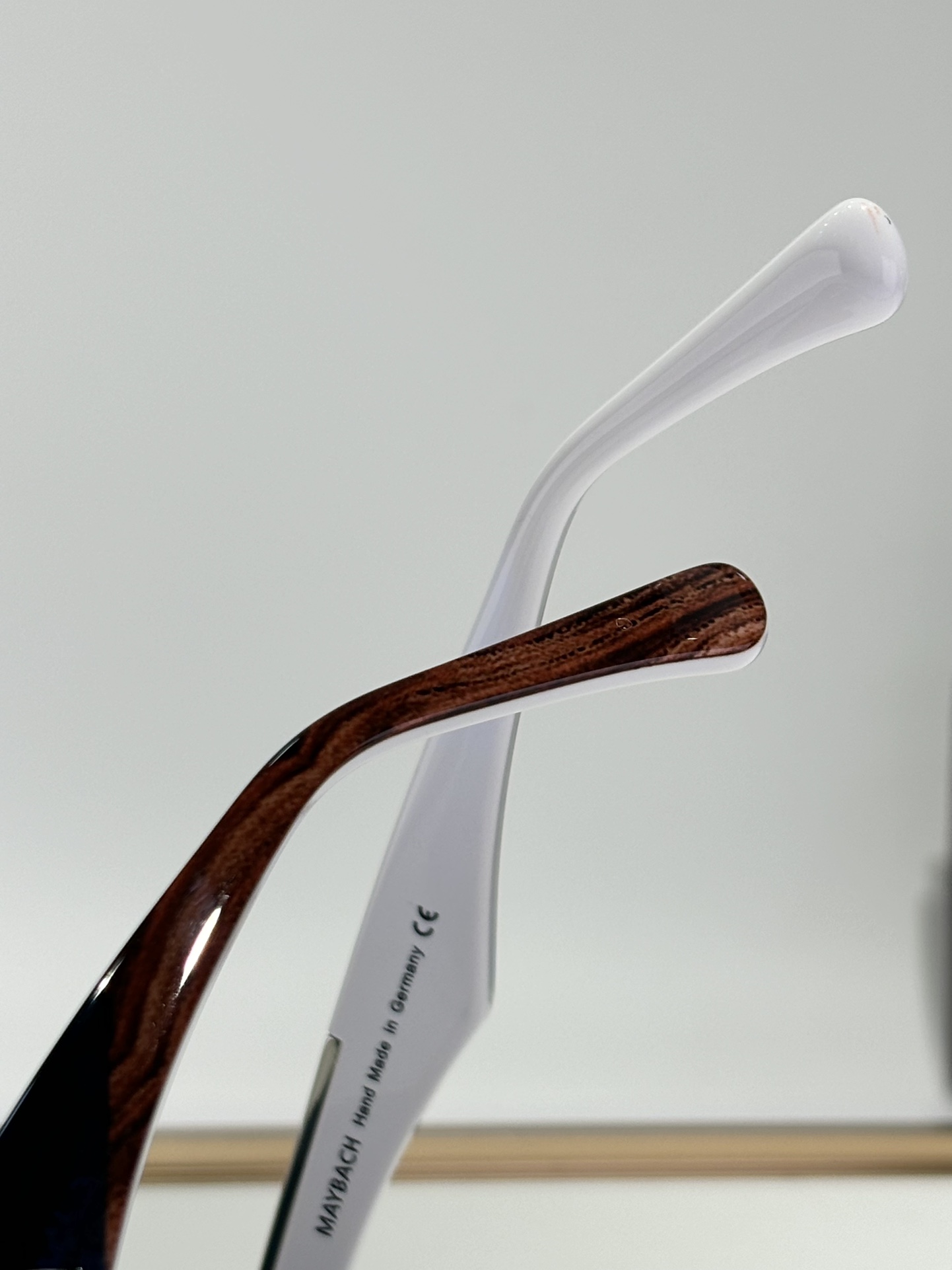  Maybach
Mod：The Magic II
Size：54-17-140
定制进口板料双色拼腿 
