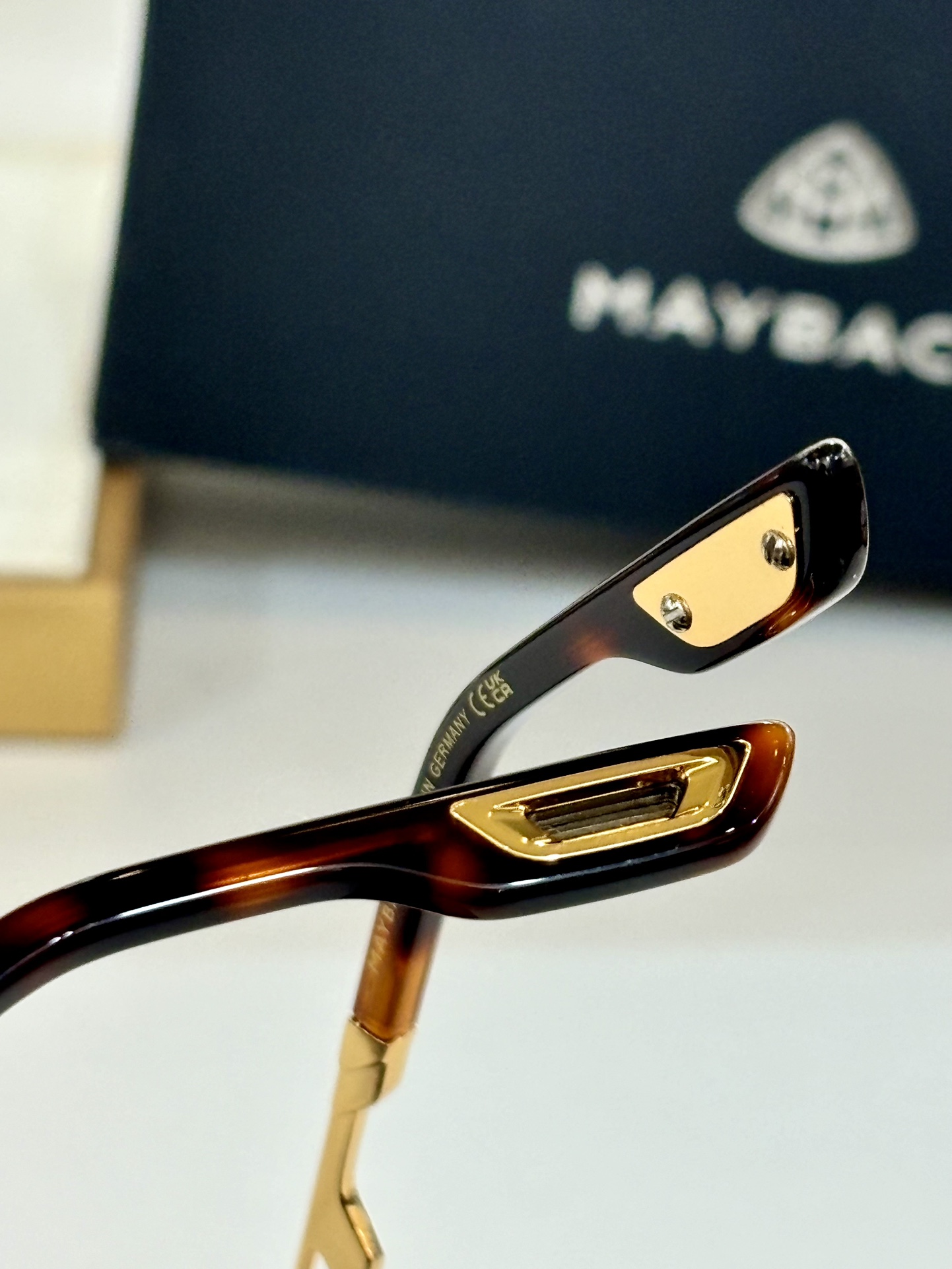 MAYBACHMODEL:Z123SIZE53口18-145