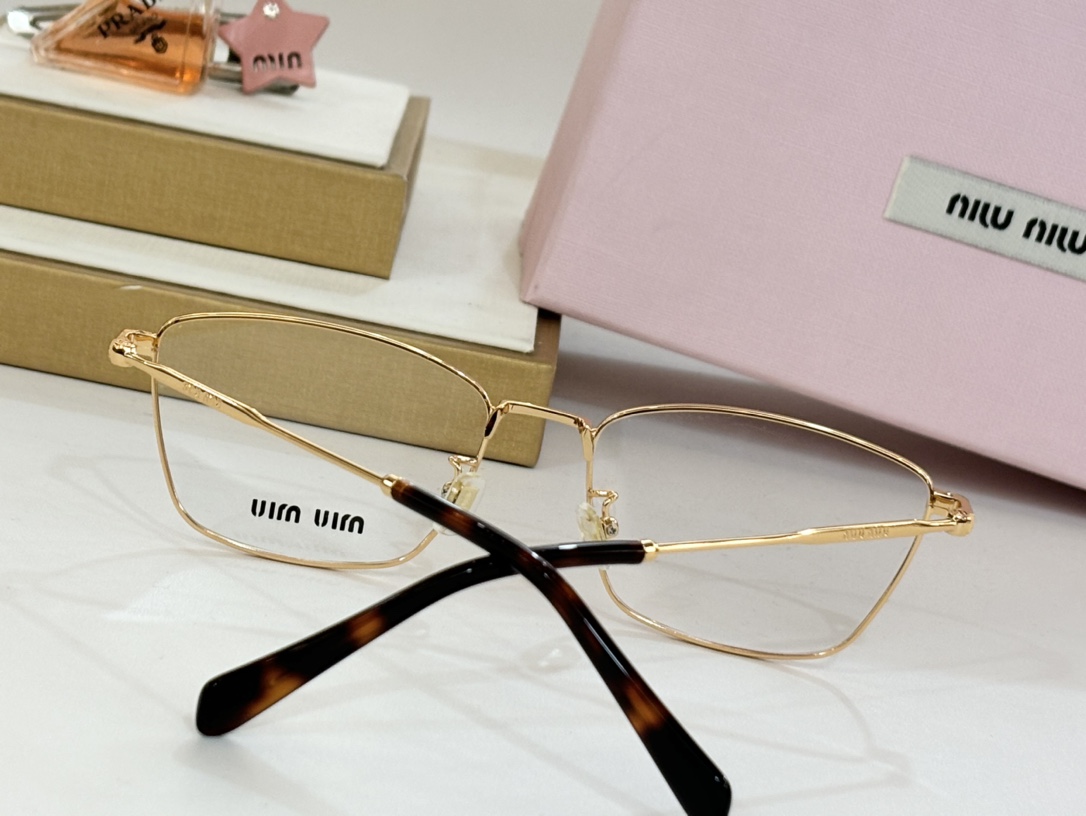 MIUM*MODEL:MU52SVSIZE57口18-145