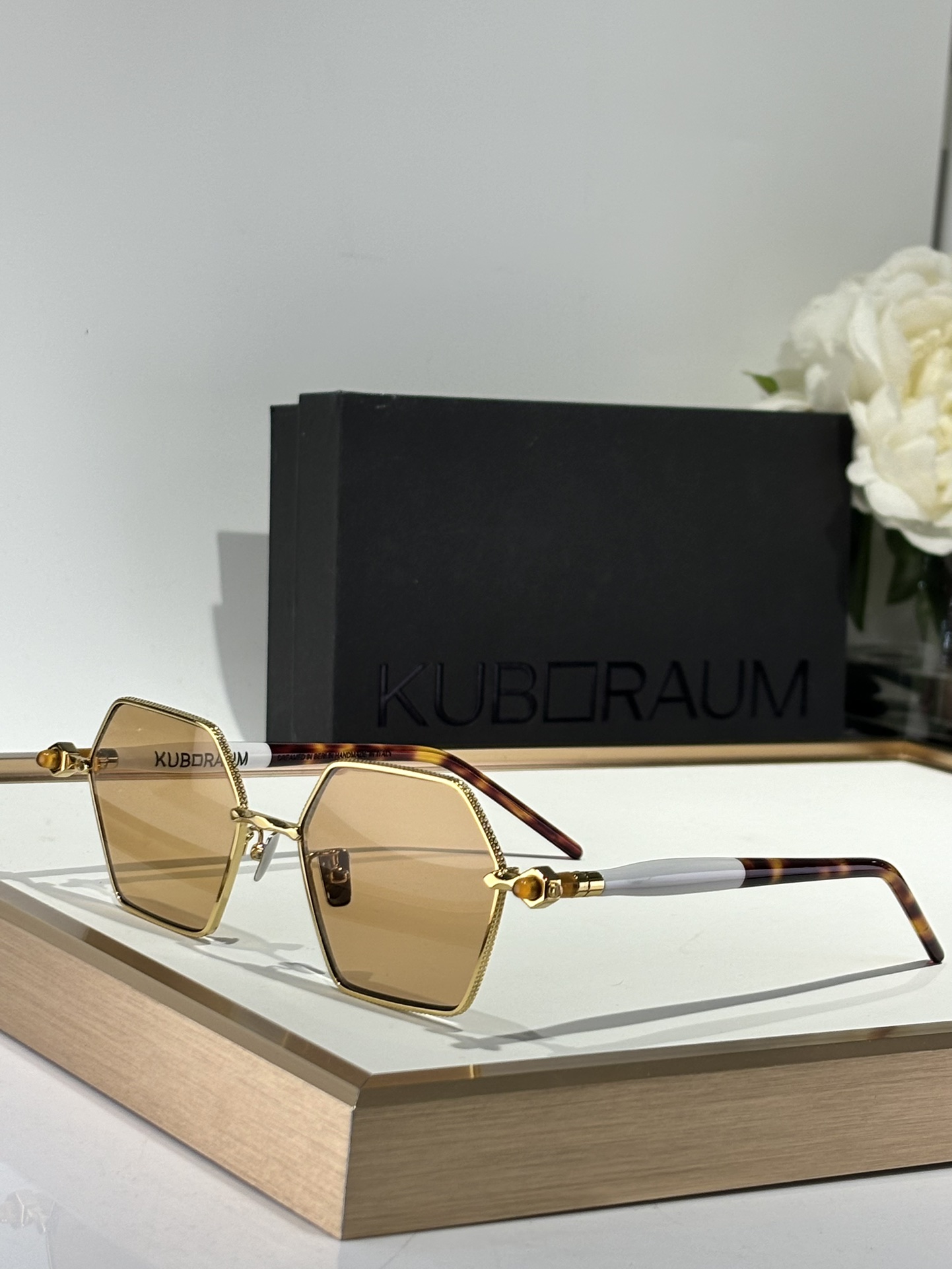 KUB口RAUMMODELSIZE54口18-145