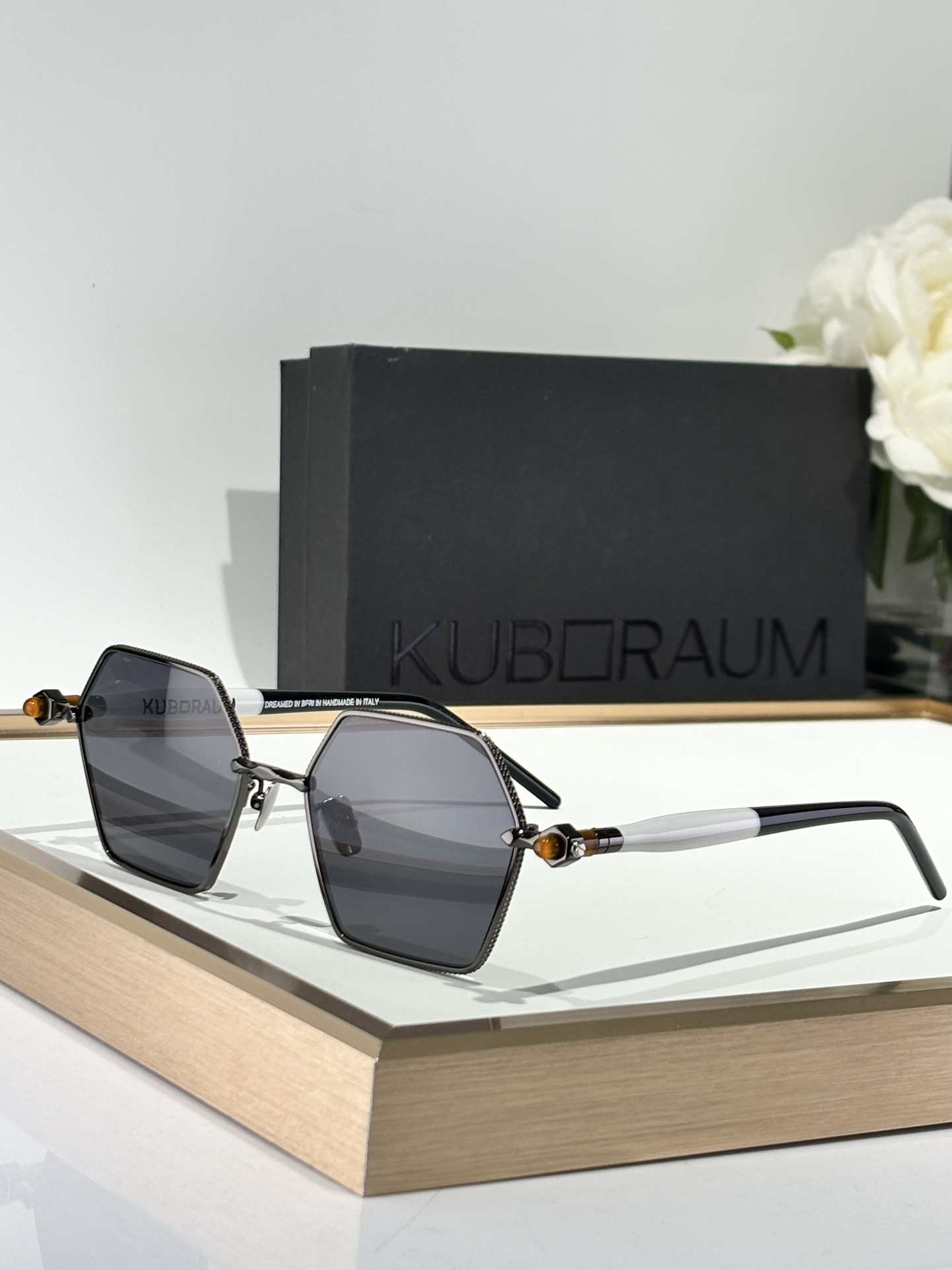 KUB口RAUMMODELSIZE54口18-145