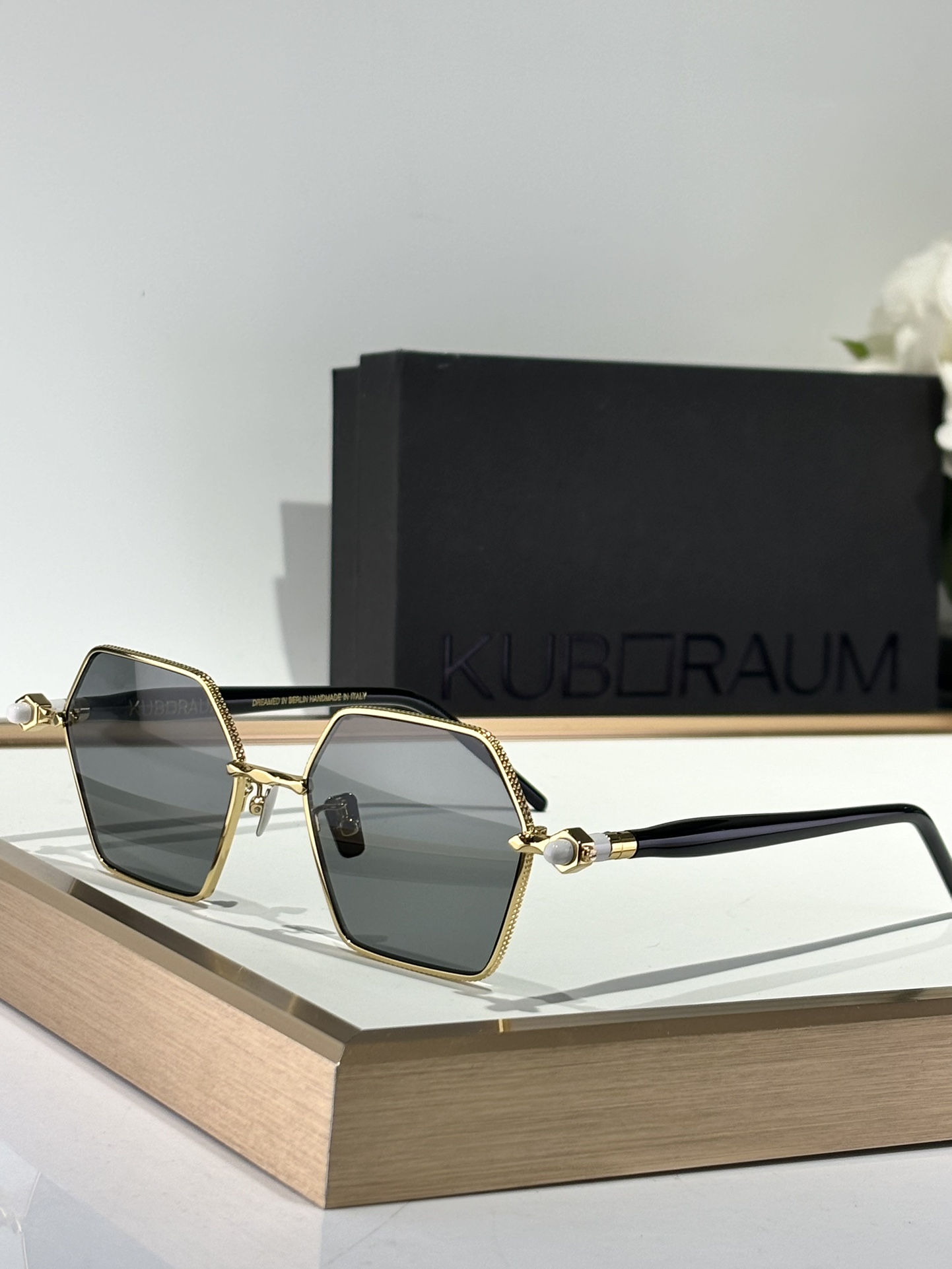 KUB口RAUMMODELSIZE54口18-145