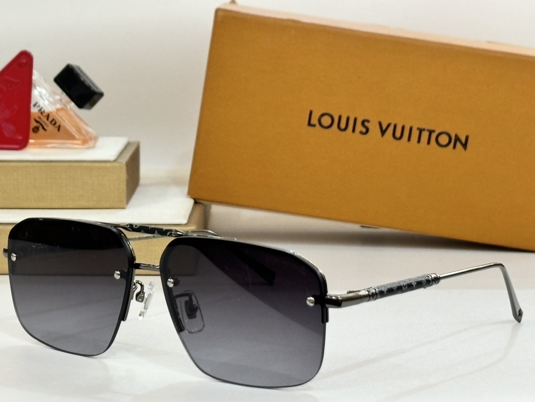  LOUIS
MOD：Z1311
SIZE：62-13-145
