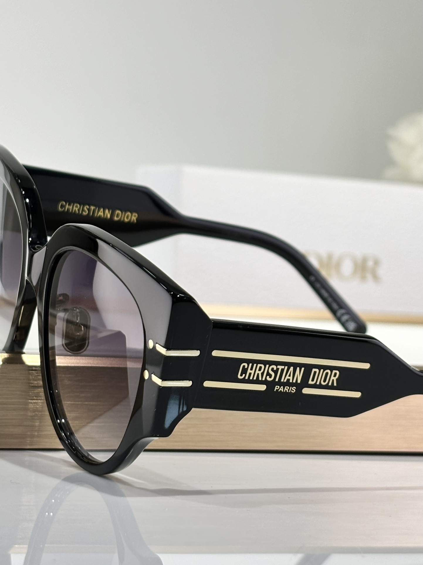 DIORMOD:SignatureR2FSize55-18-140