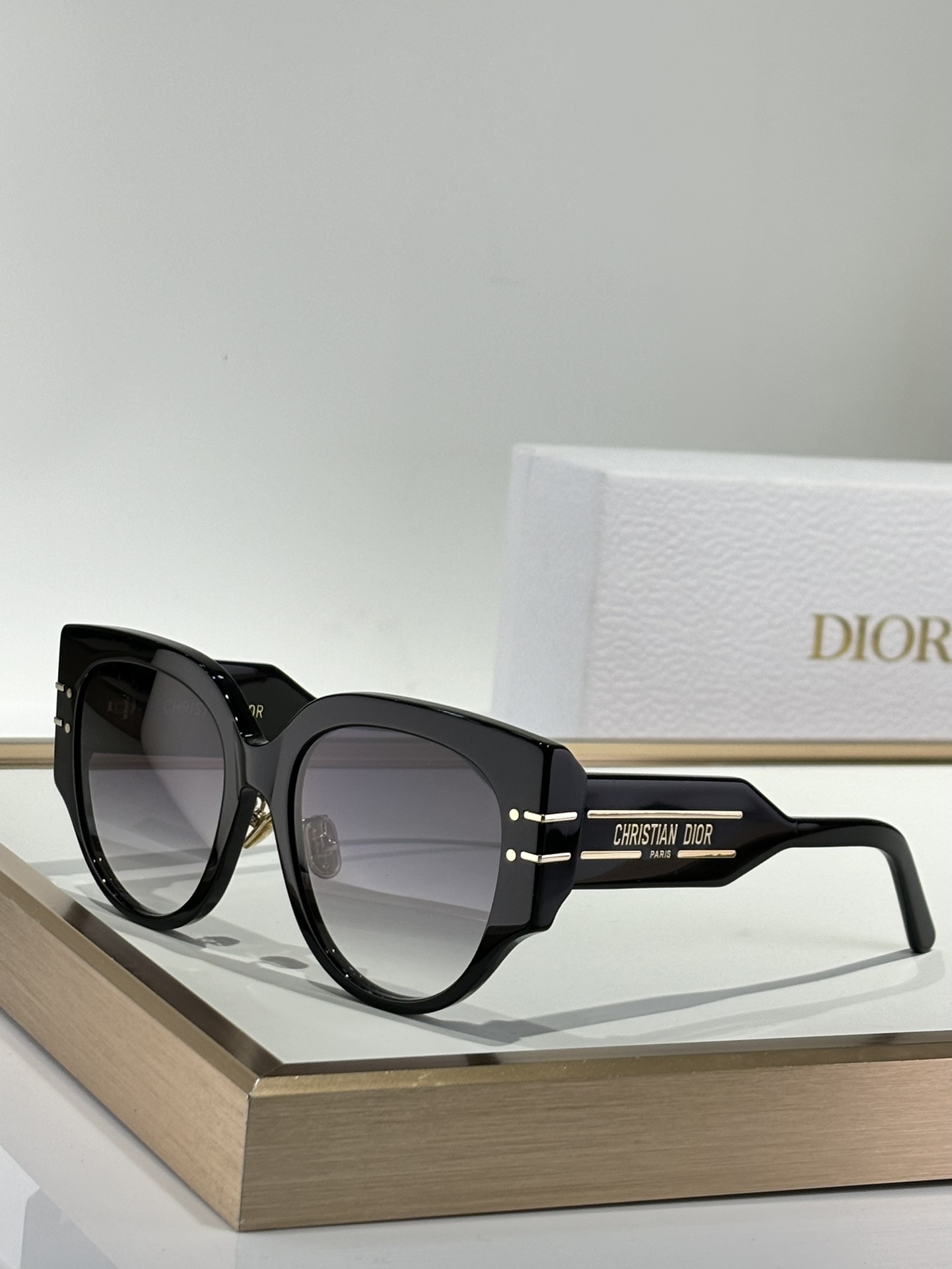 DIORMOD:SignatureR2FSize55-18-140