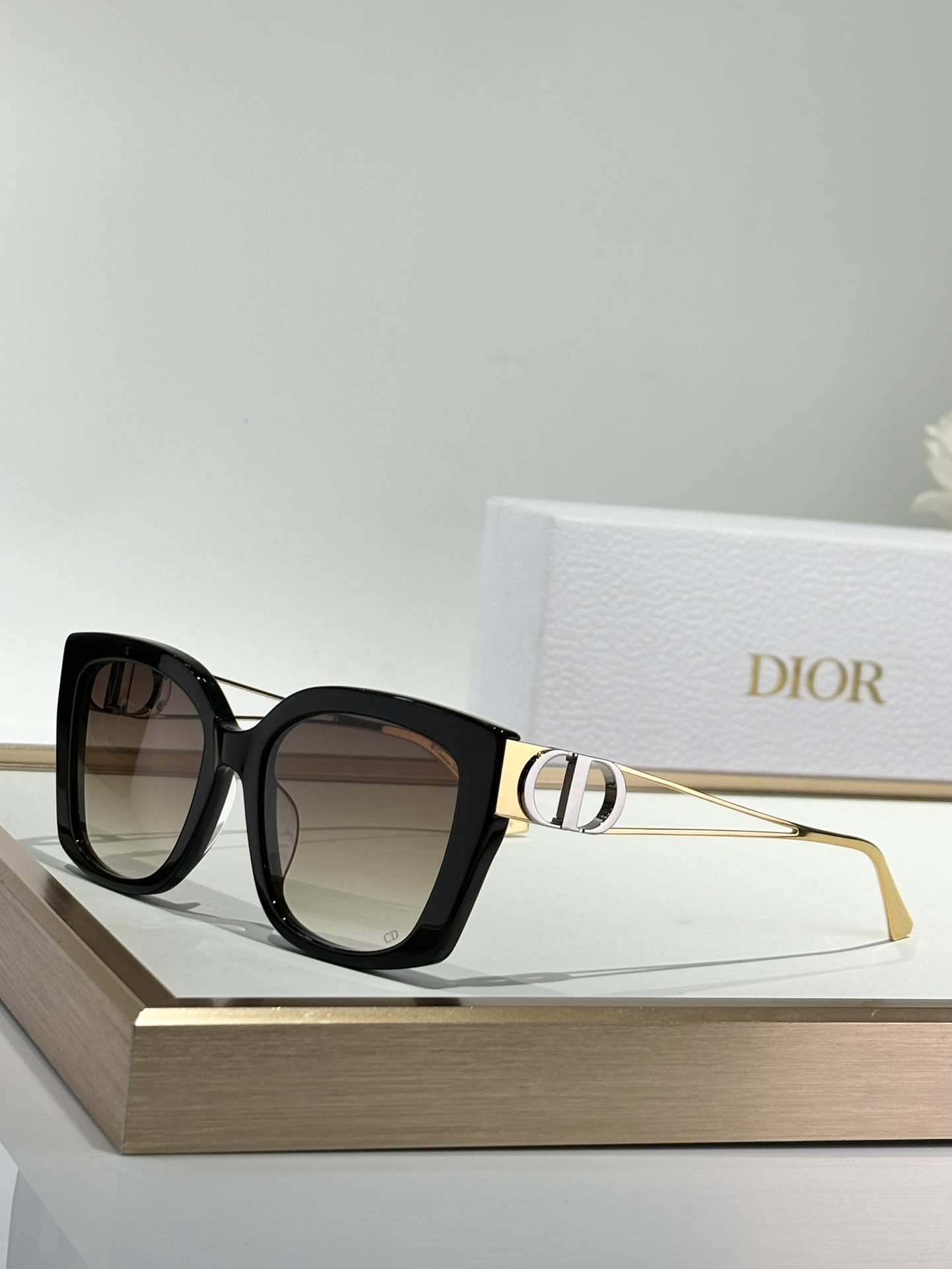 DIORMOD:30MontaigneS13FSize55-18-125