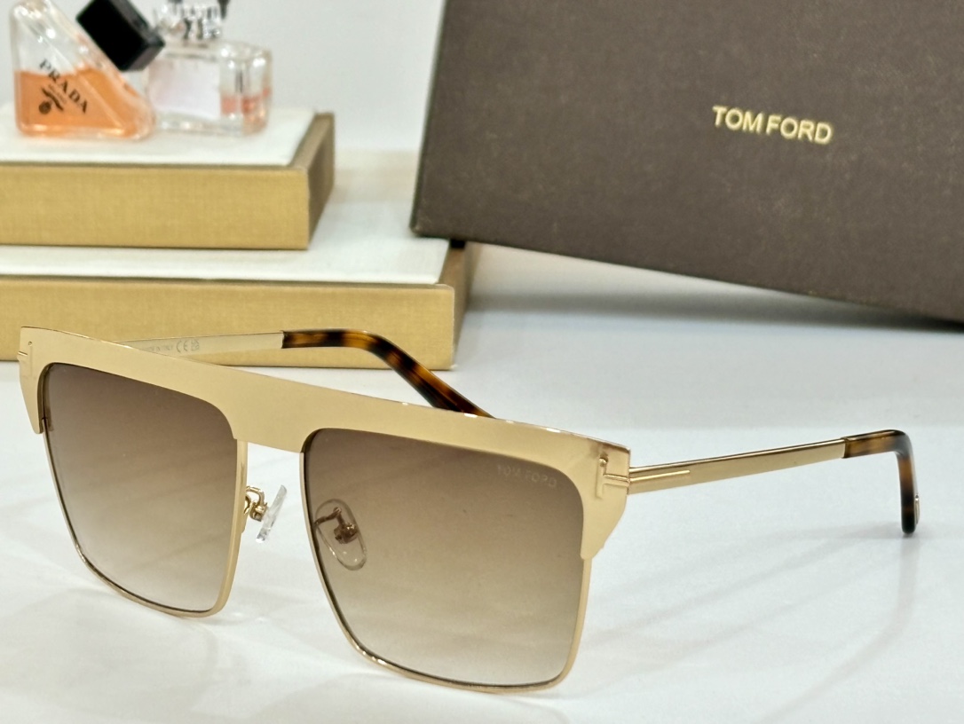 Tomfordmod:FT0706SIZE:59-13-145
