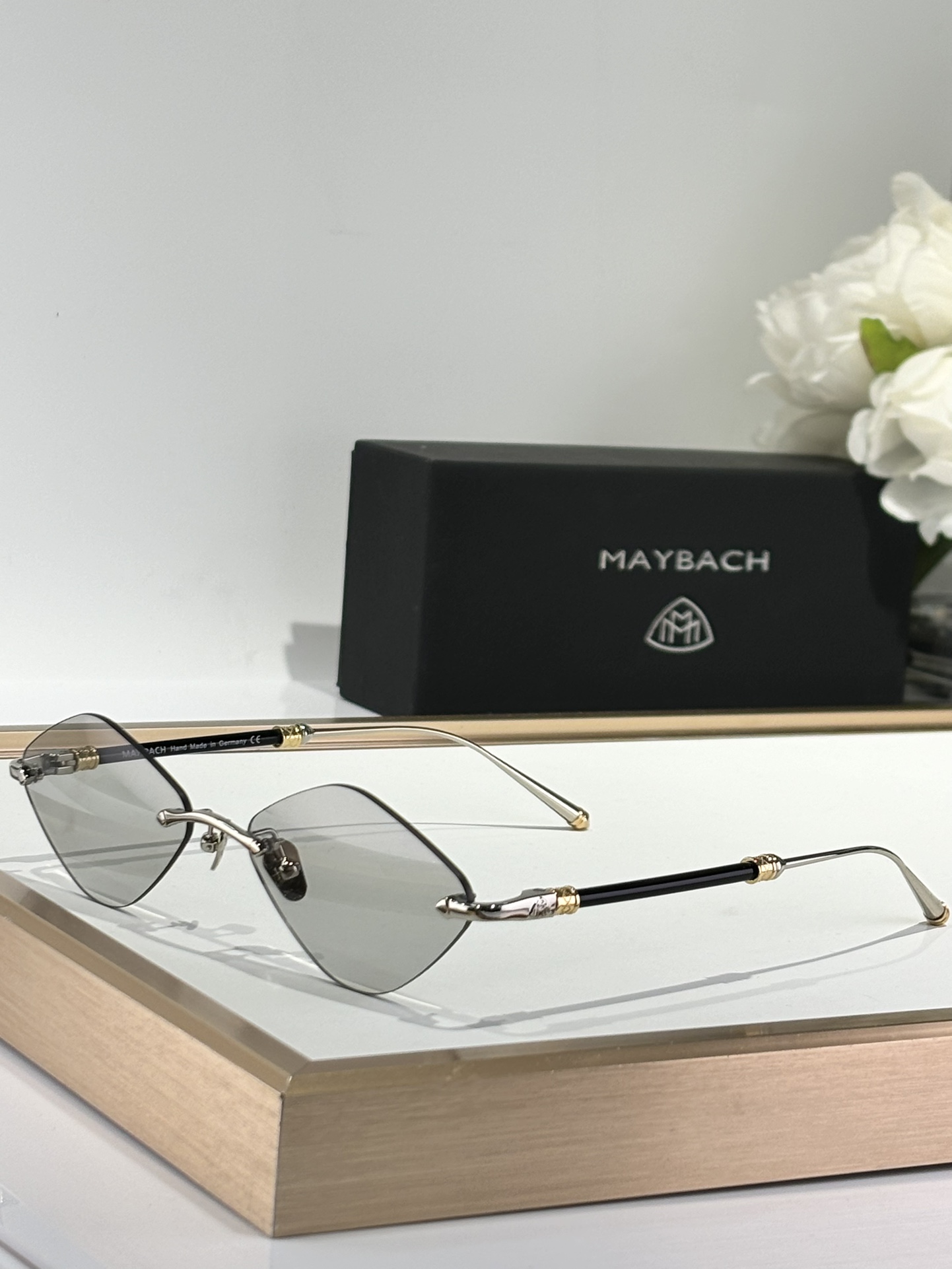  Maybach 
ToP quality 
ModTHE BABY 
Size58口18-145
