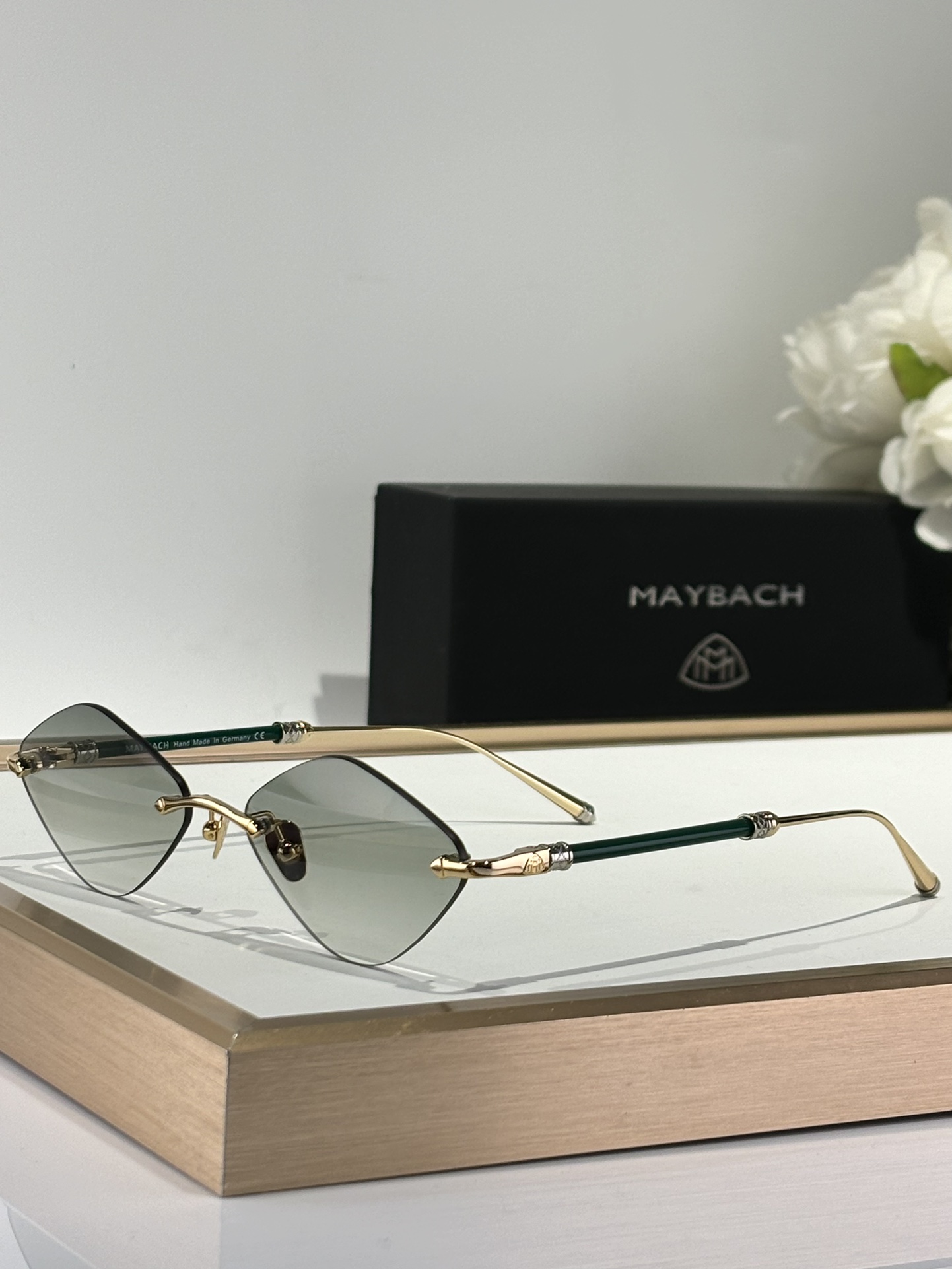  Maybach 
ToP quality 
ModTHE BABY 
Size58口18-145
